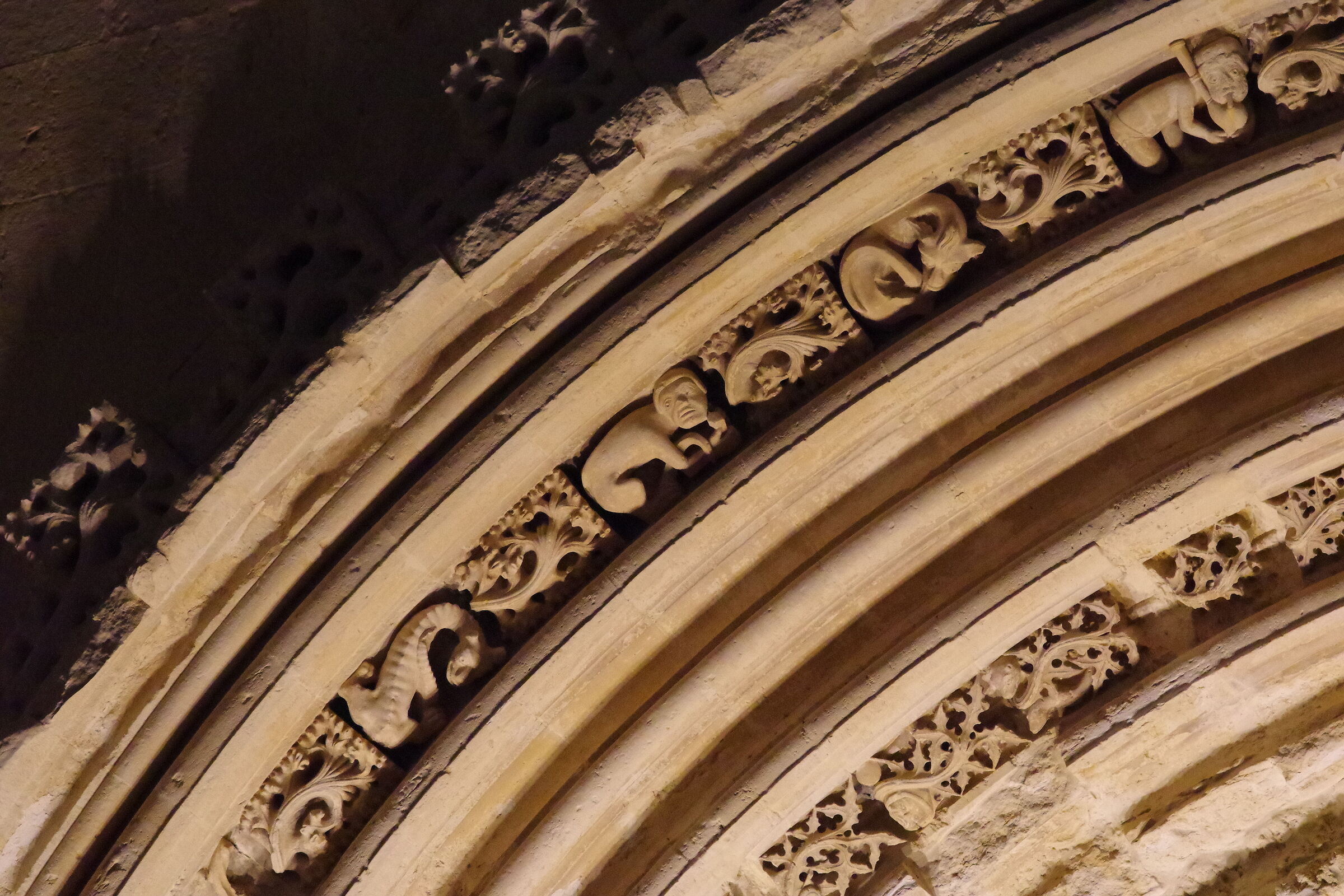 Antico portale di s.Giorgio (particolare)