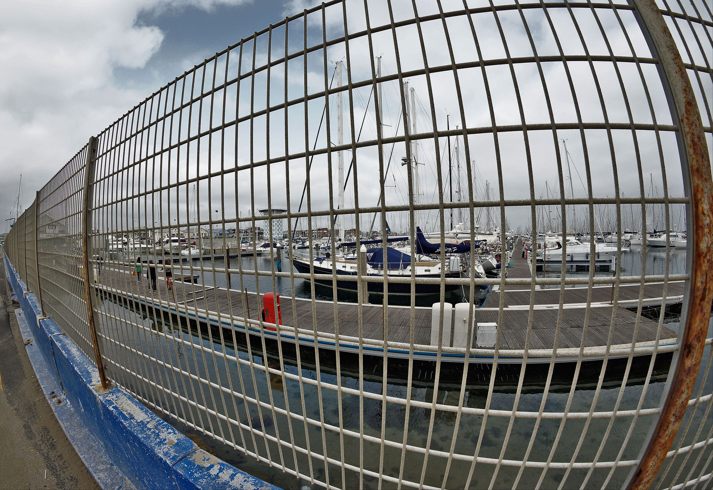 Outside the cage of Ravenna Yacht Club.