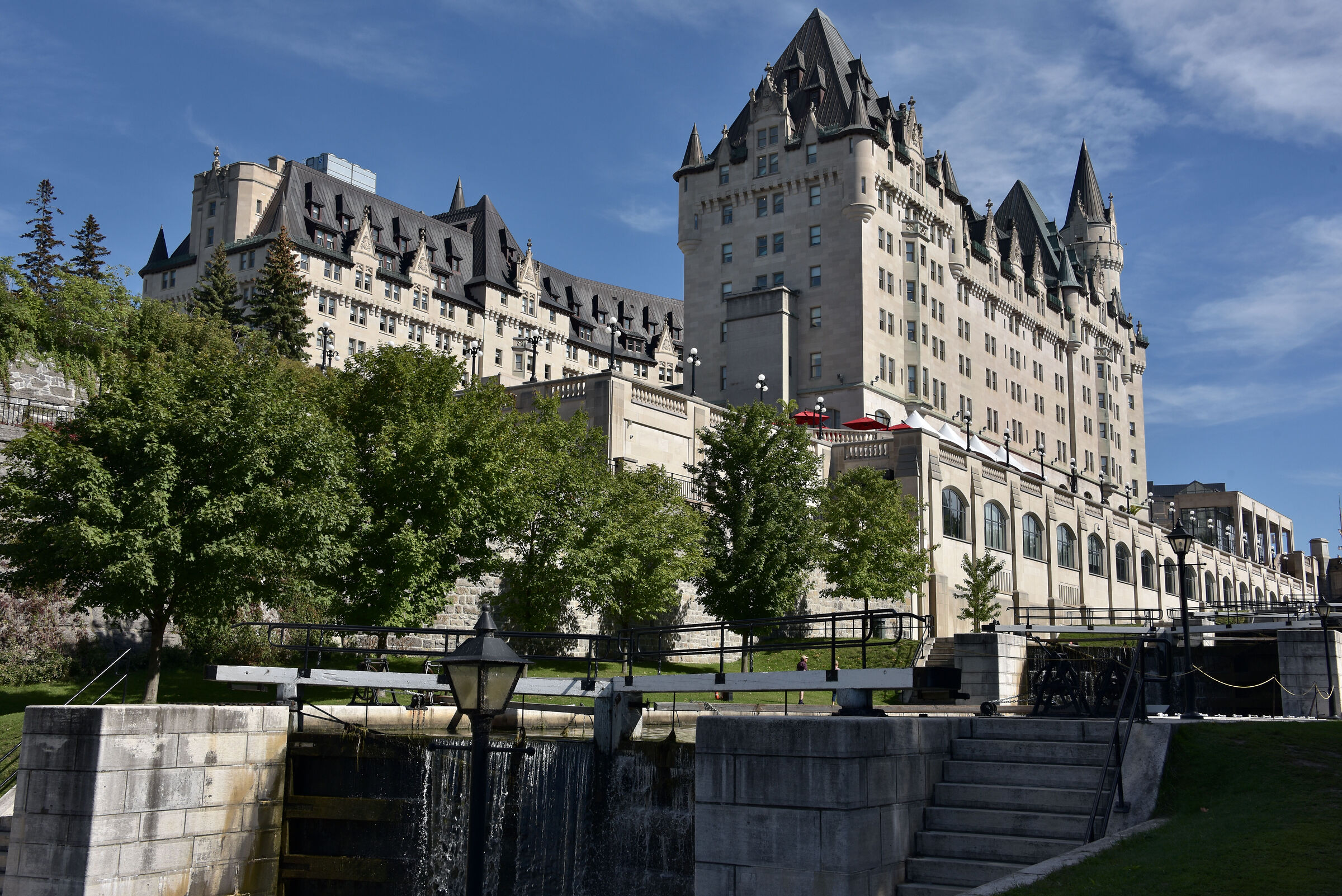 Château Laurier-Castel-Ottawa Ontario+locks waterfalls