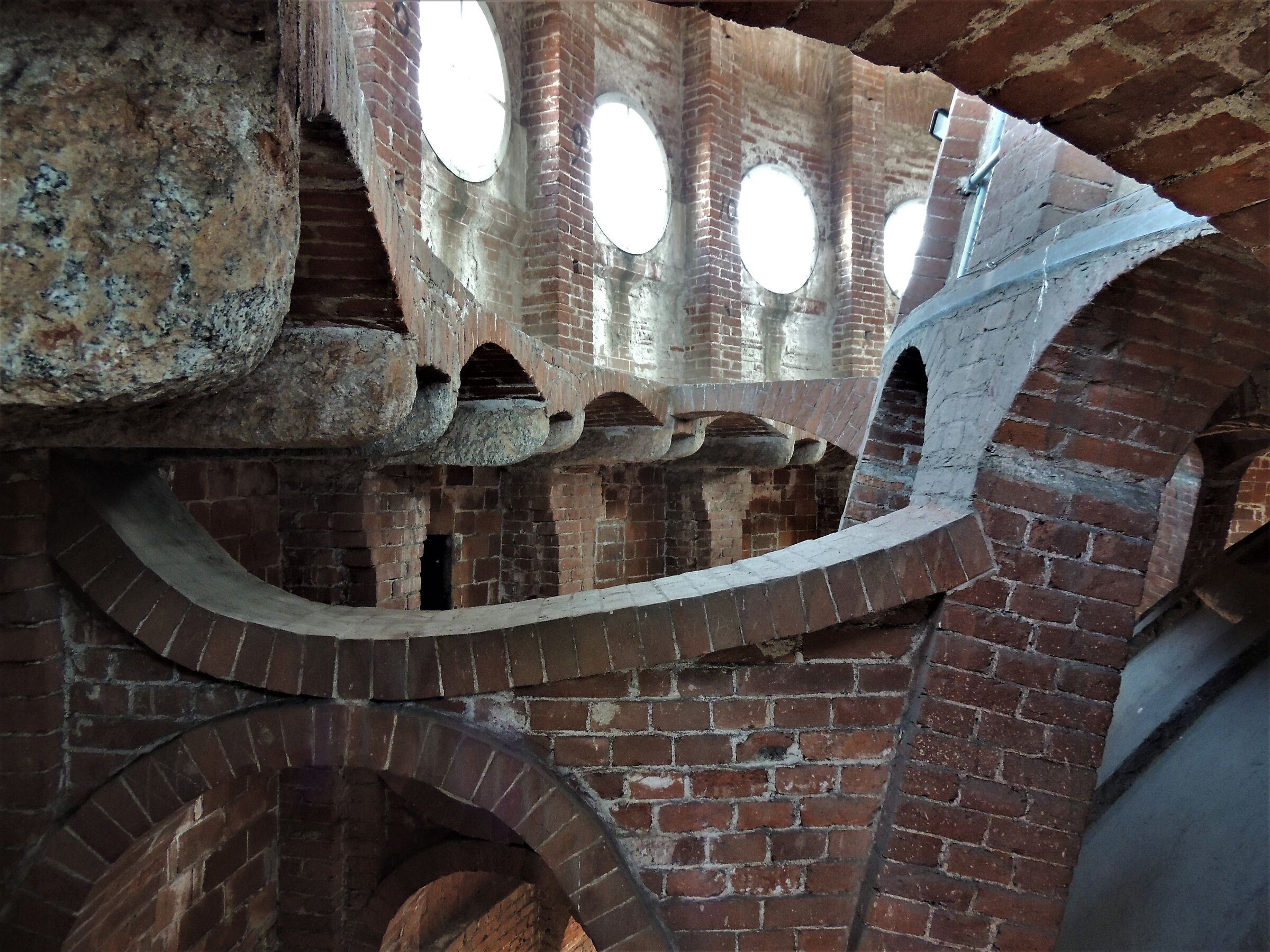 Interno cupola san Gaudenzio Novara