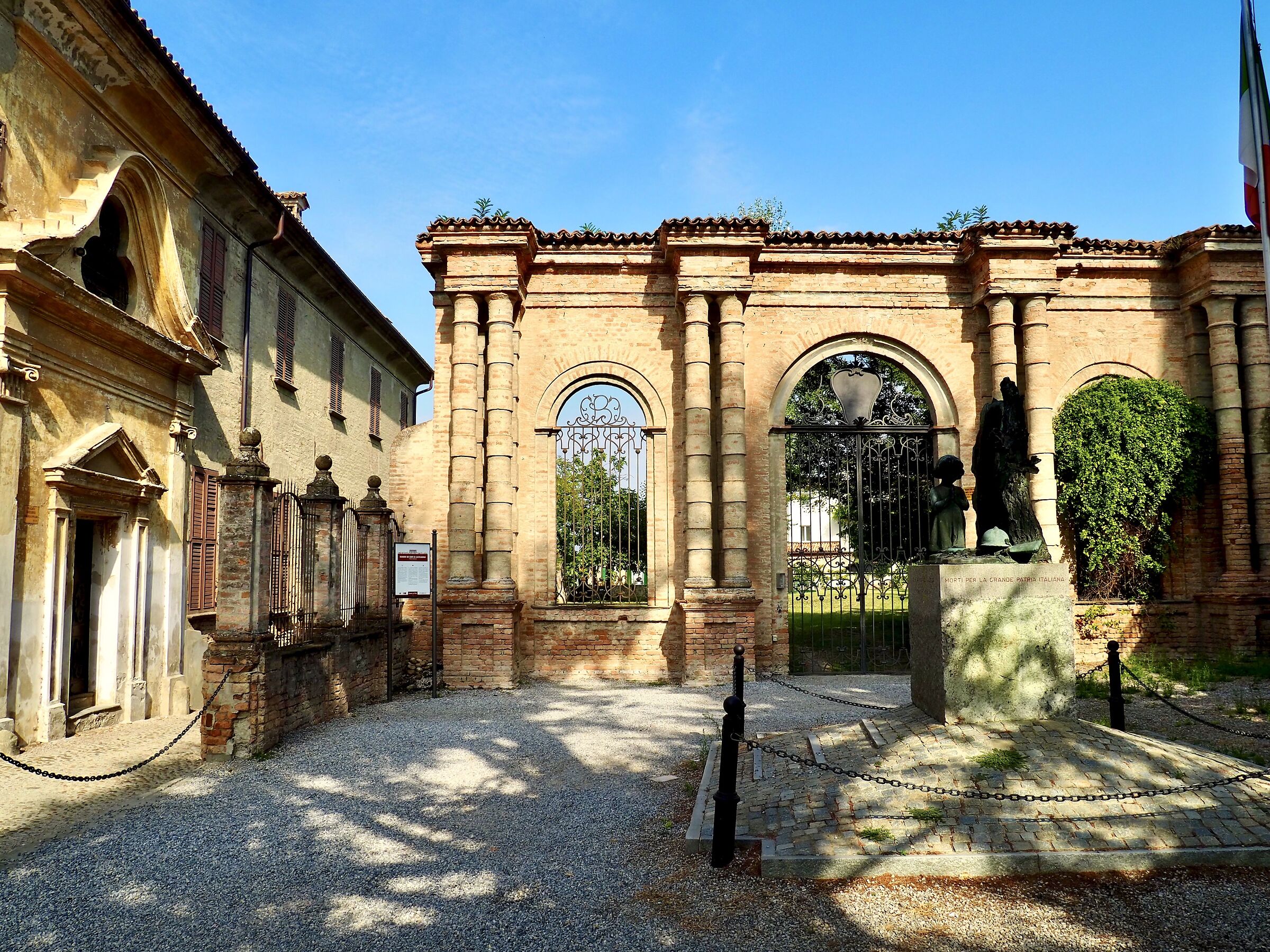 Ancient Village of Neive - CN