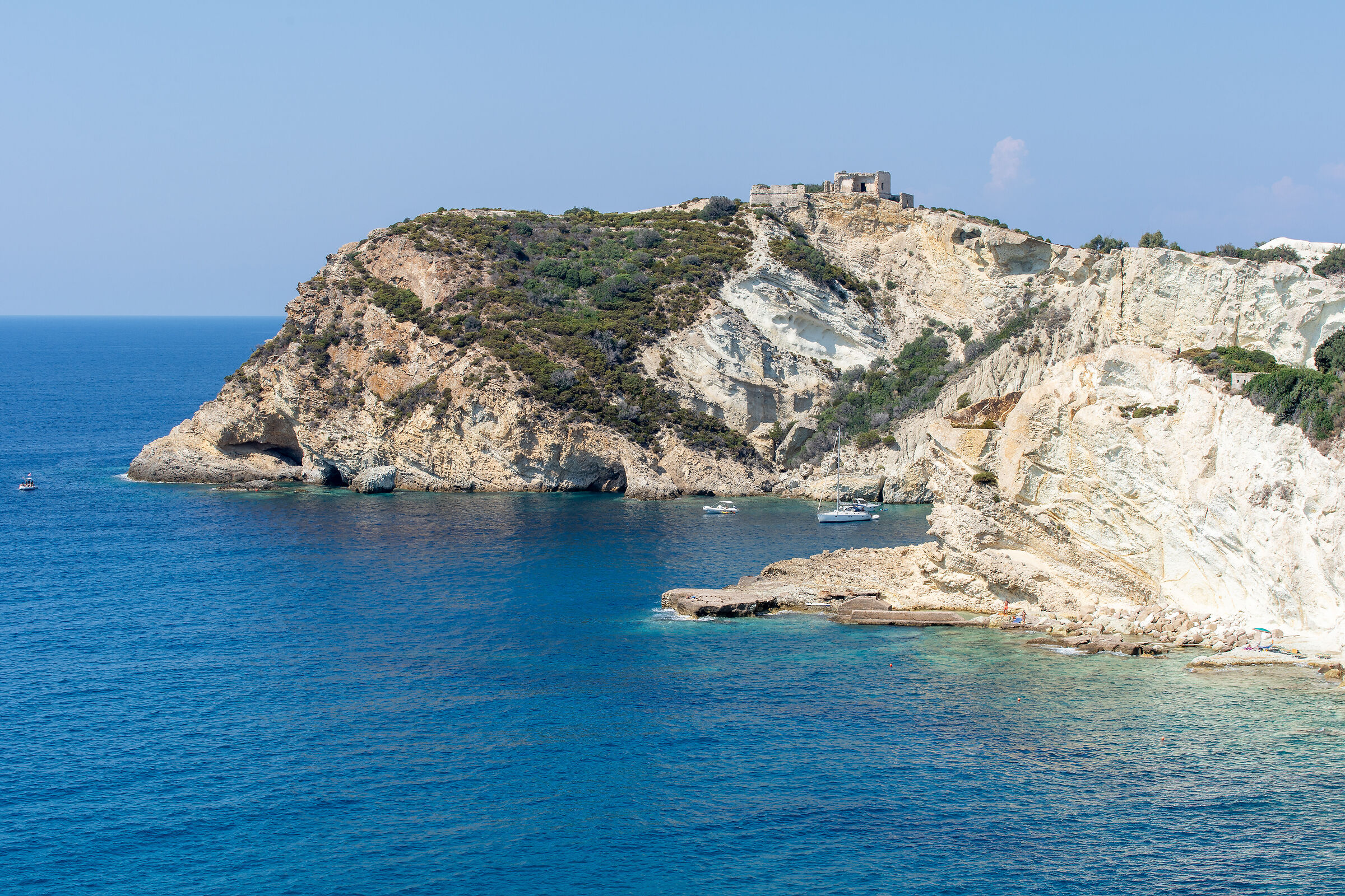 Ponza - Cala dell'Acqua