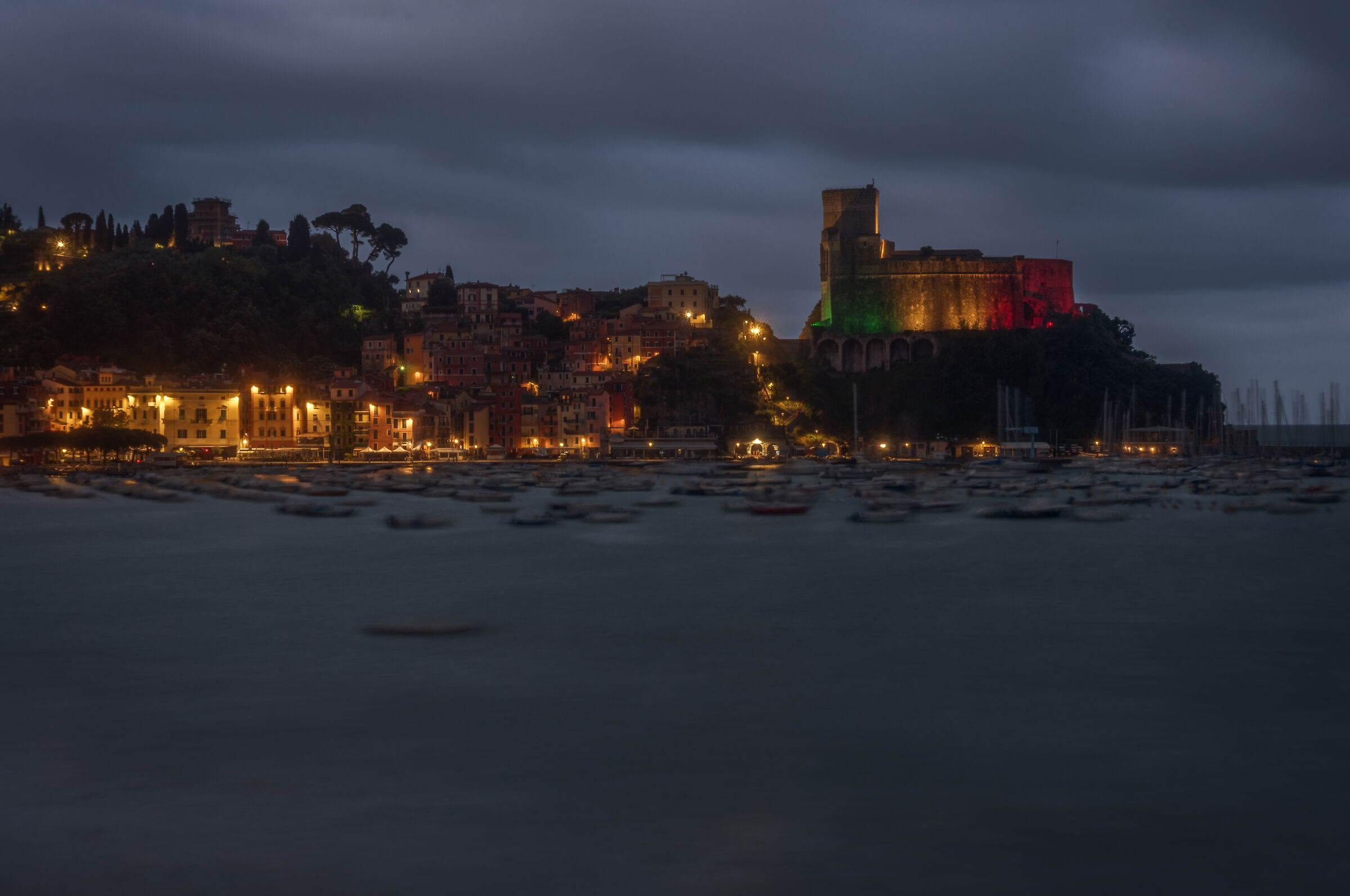 Tricolor on the castle