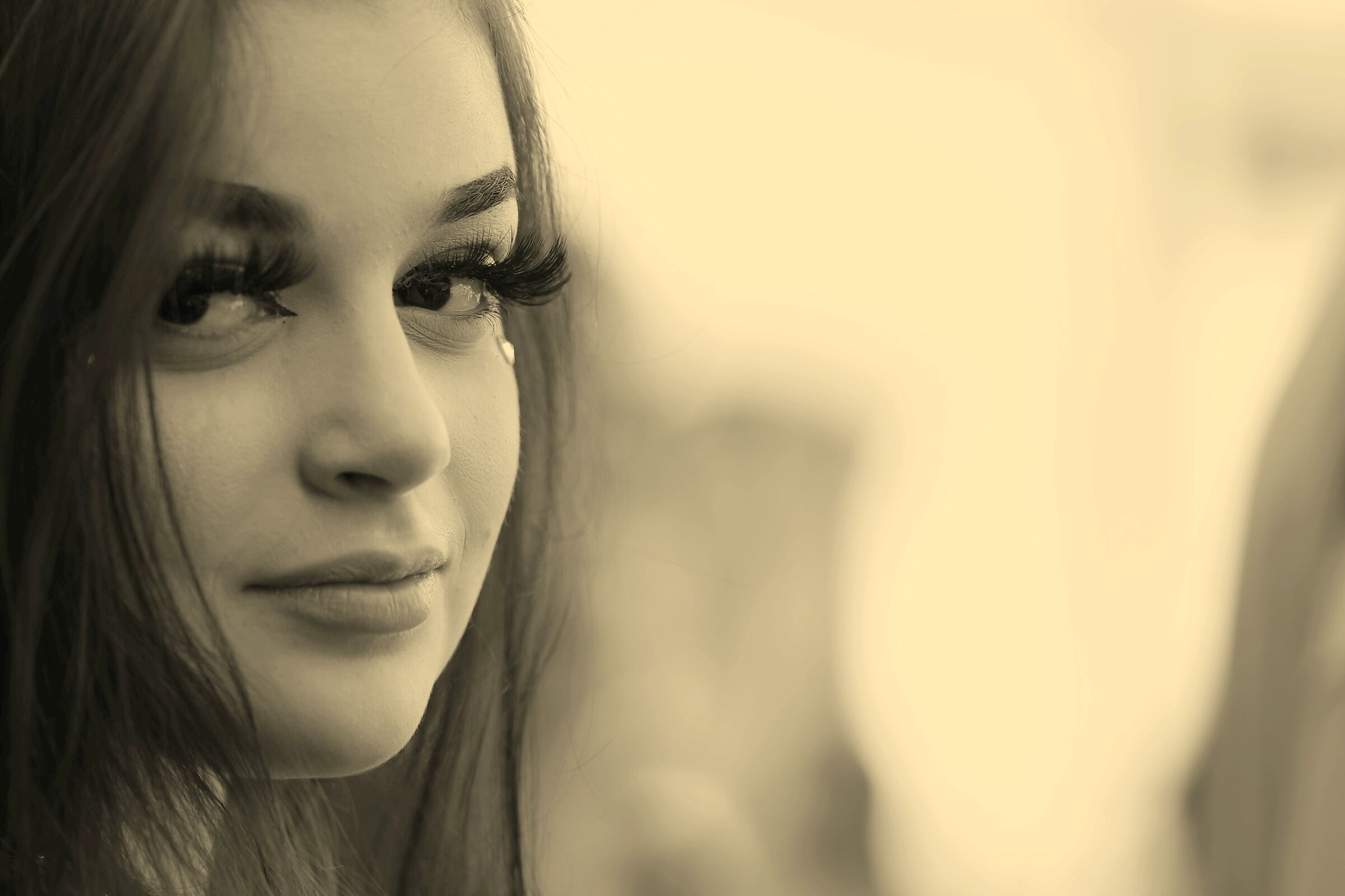 A me gli occhi......