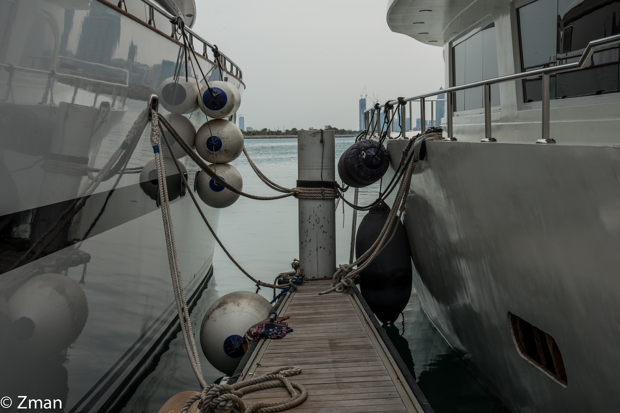 Pontoon, Ropes and Fenders