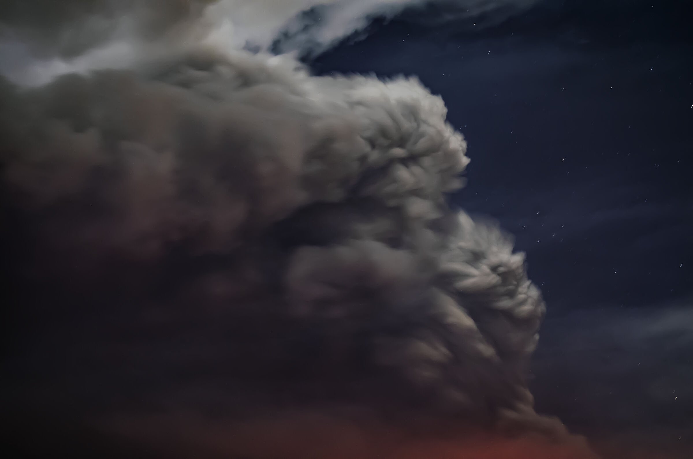 Metamorphosis of an ash column