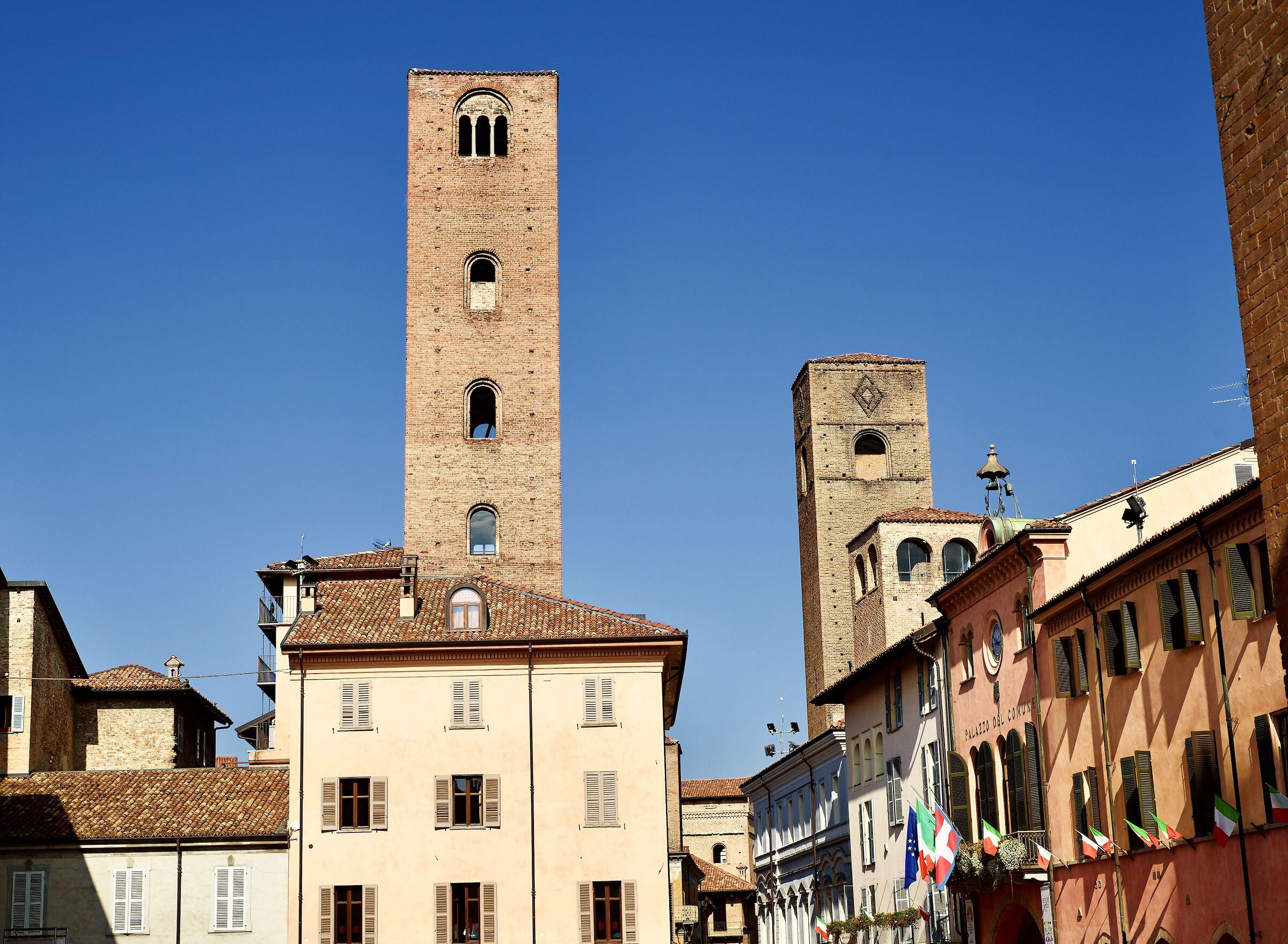 Alba and its Towers