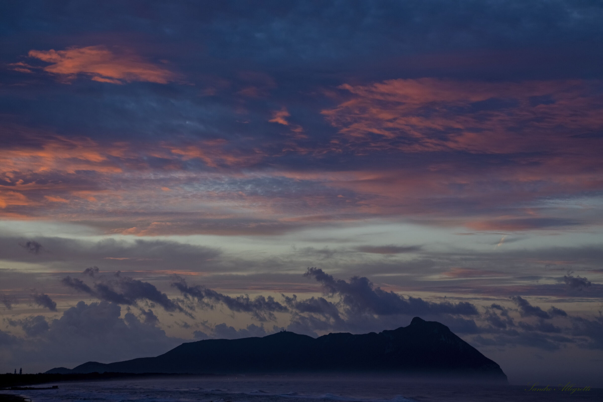 La maga dormiente (promontorio del circeo)
