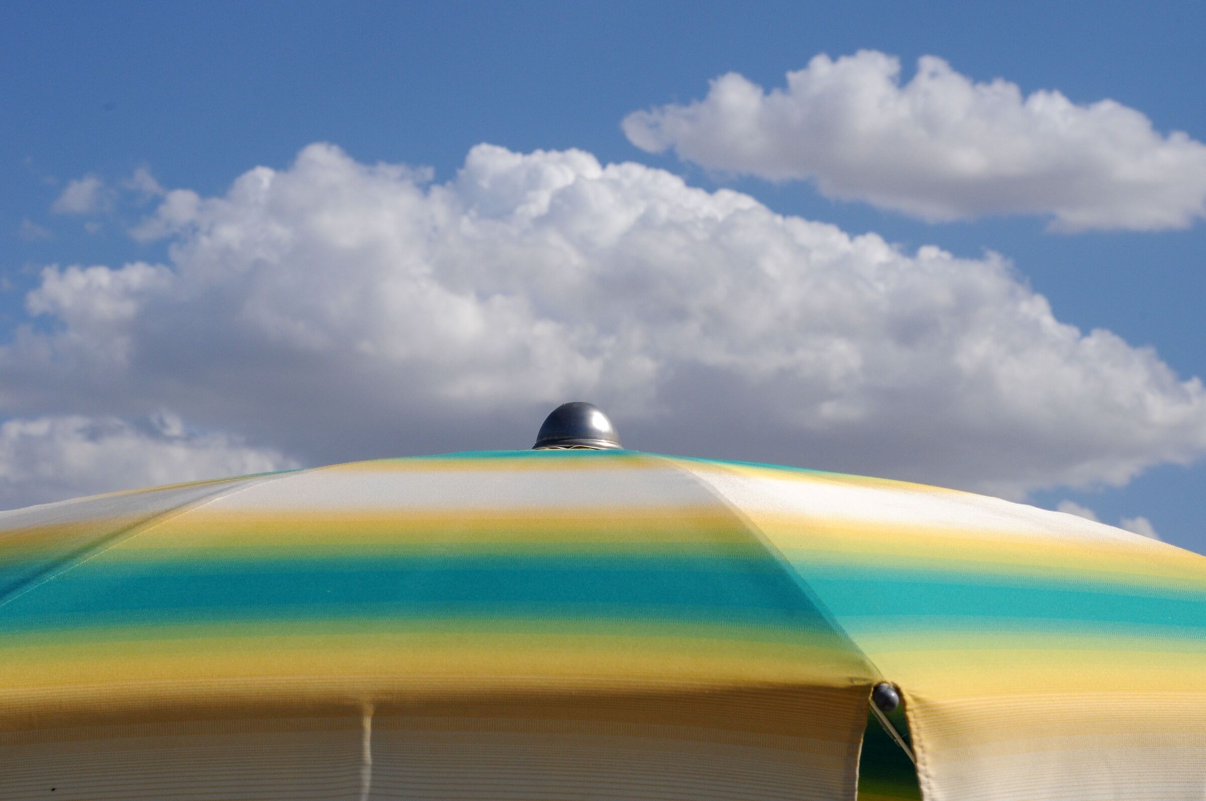 Dal basso verso l'alto