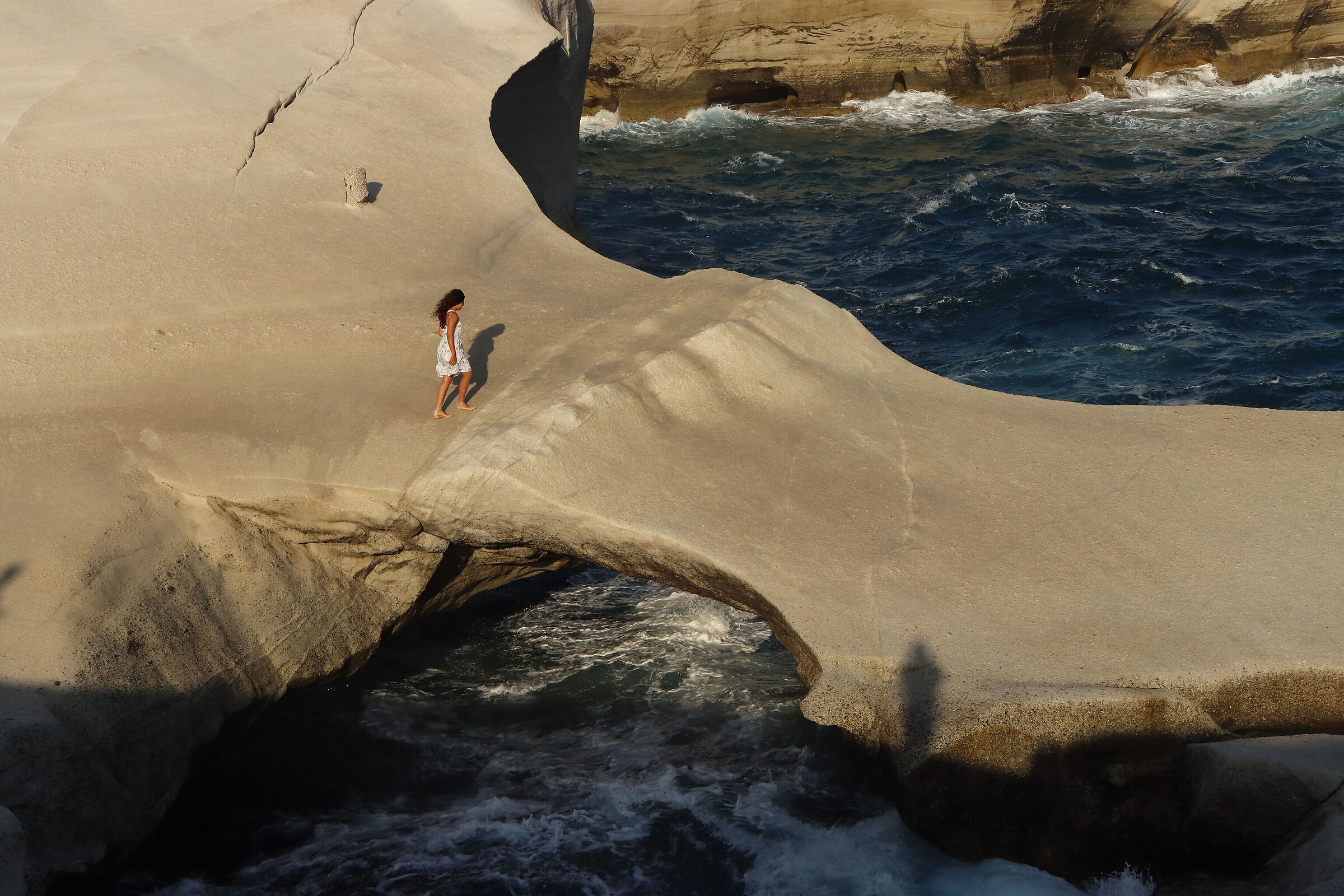 M I L O S - on the "bridges" of sarakiniko