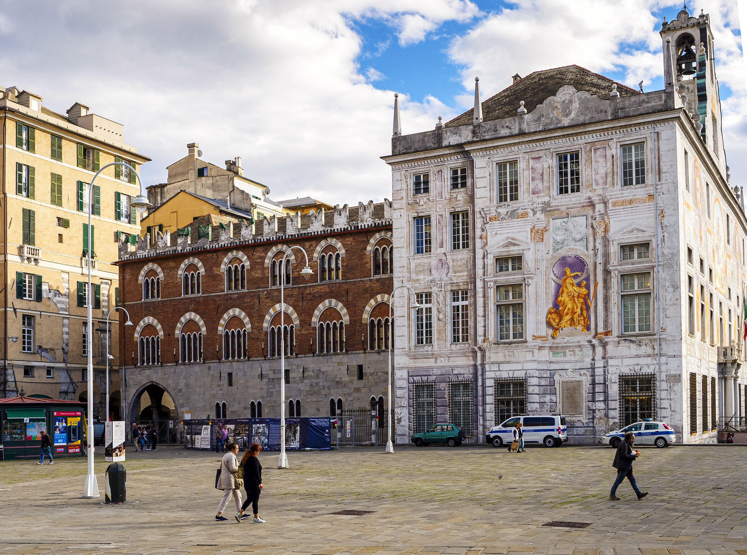 Piazza Caricamento -Palazzo S.Giorgio