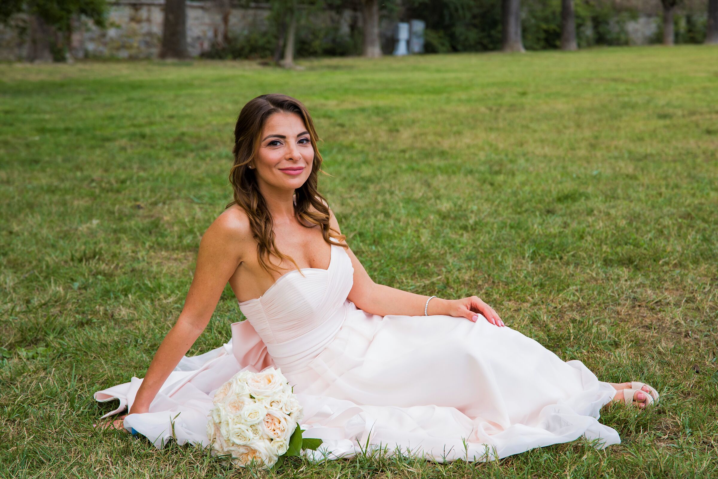 The bride in the Meadow