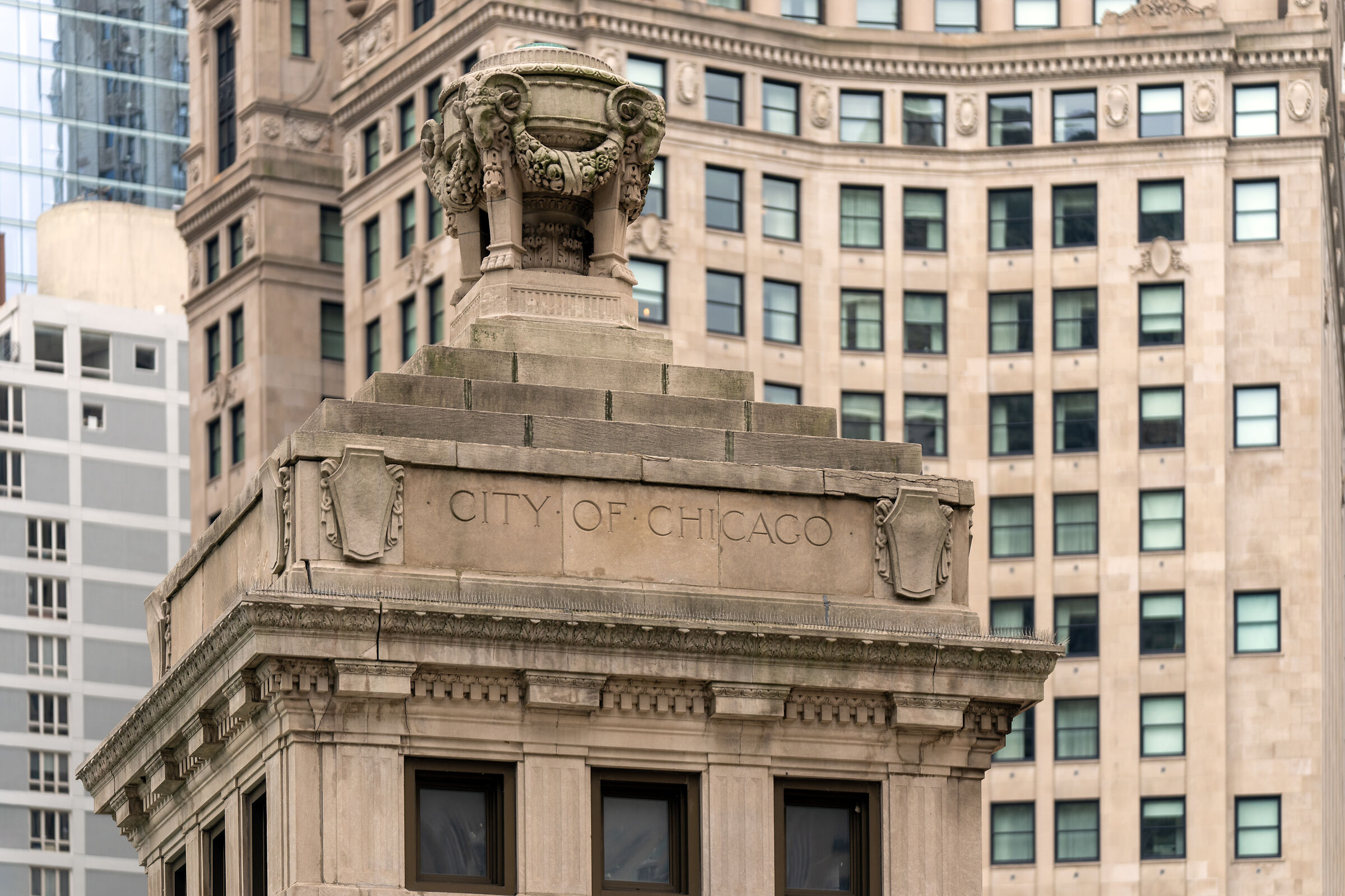 Michigan Avenue Bridge