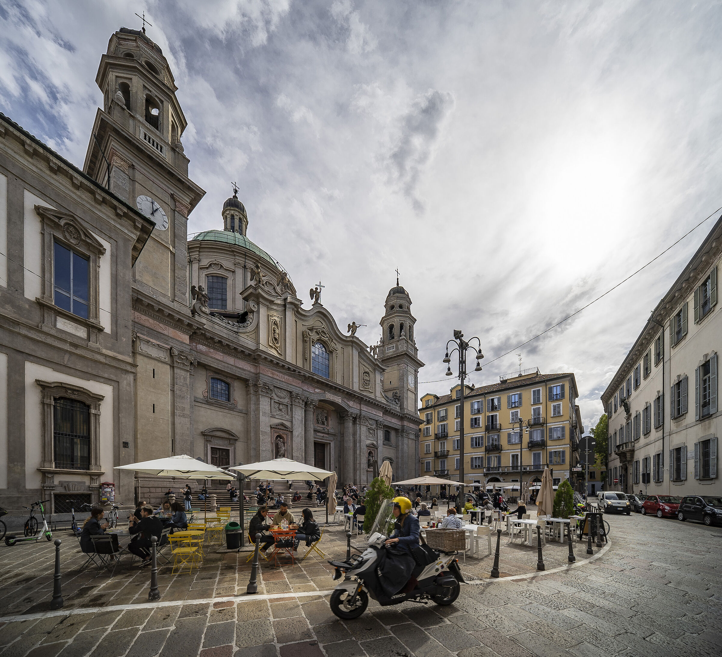 Piazza Sant'Alessandro - 3