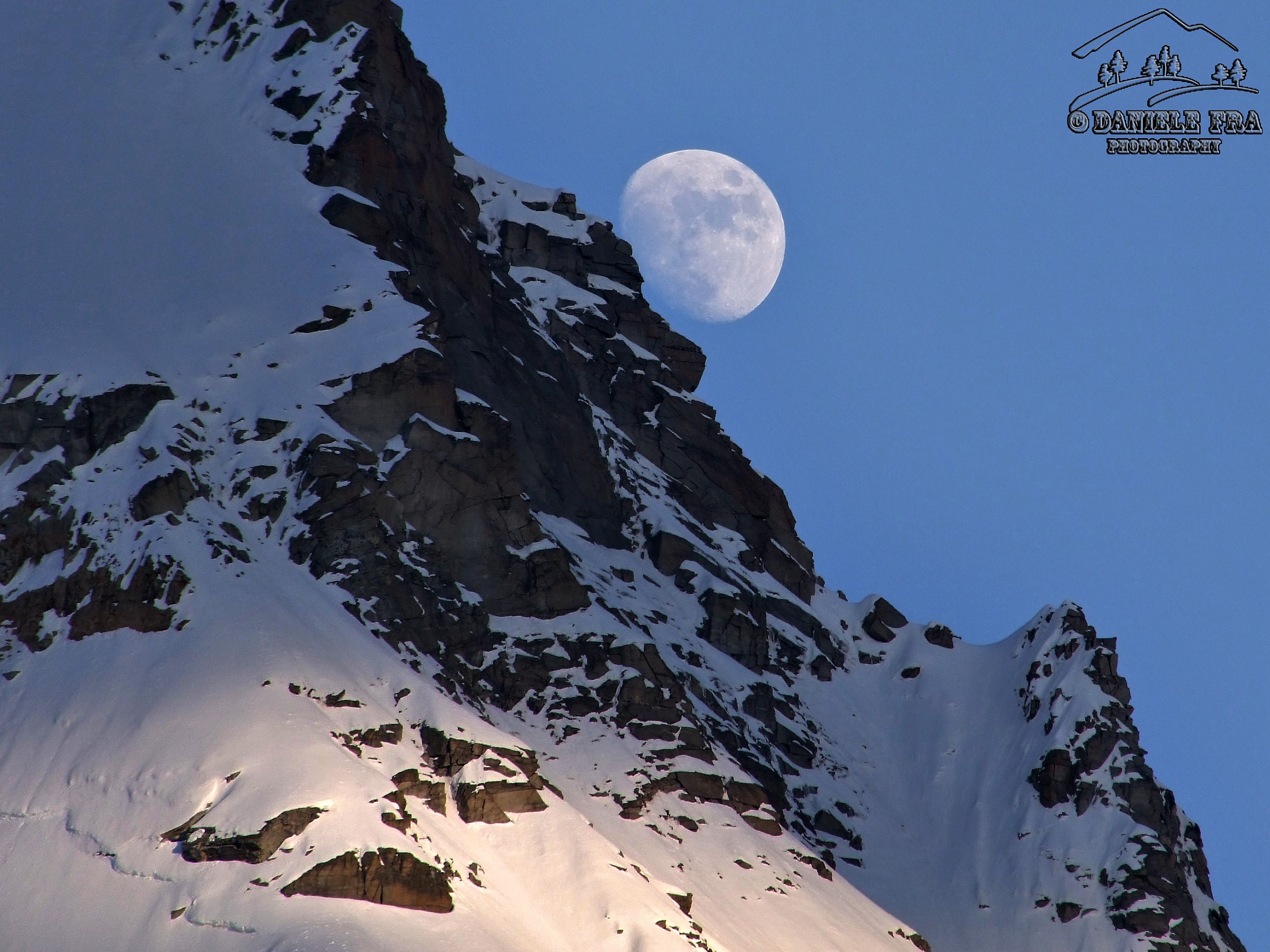 Spunta la Luna dal Monte