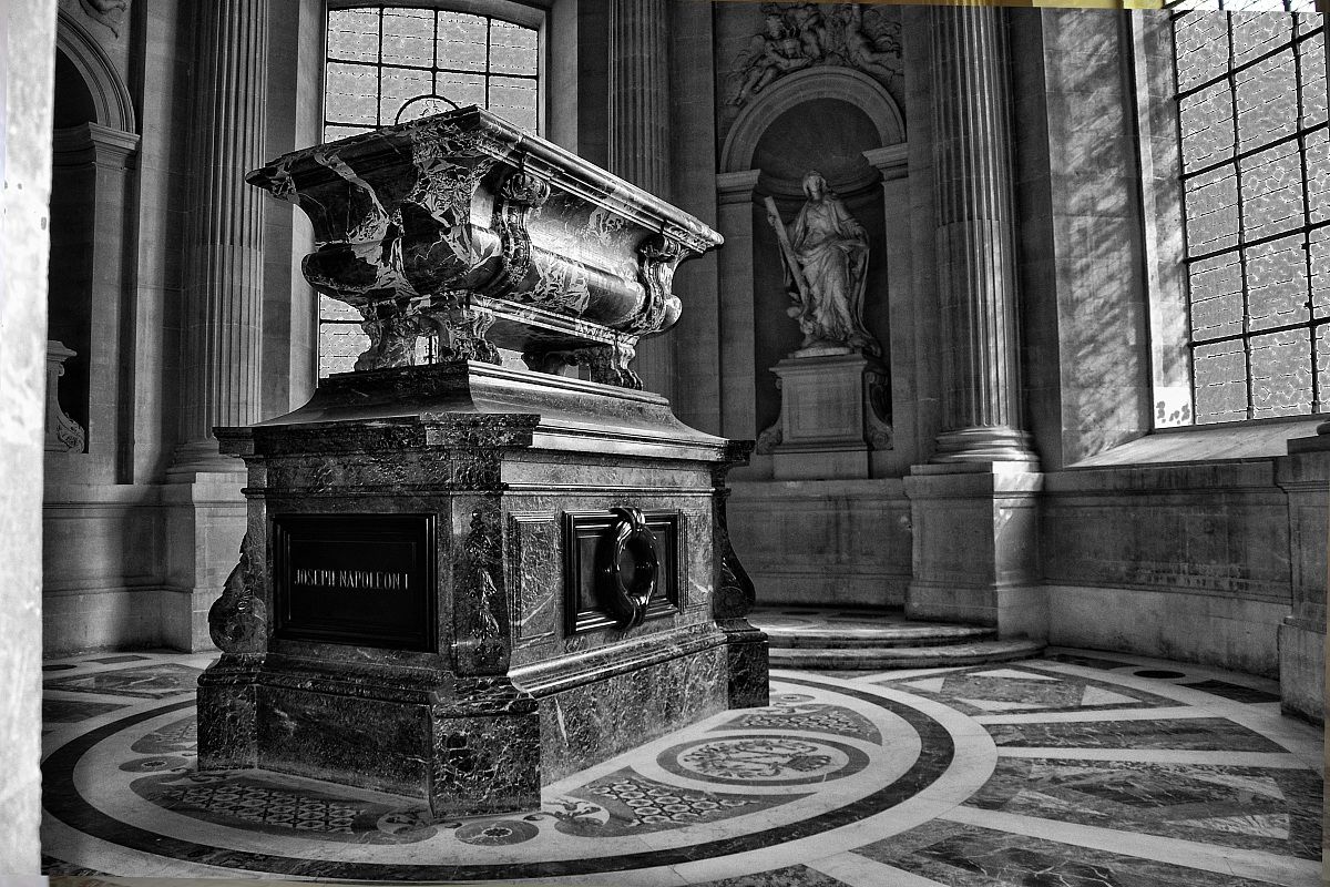 tomb of Napoleon 2