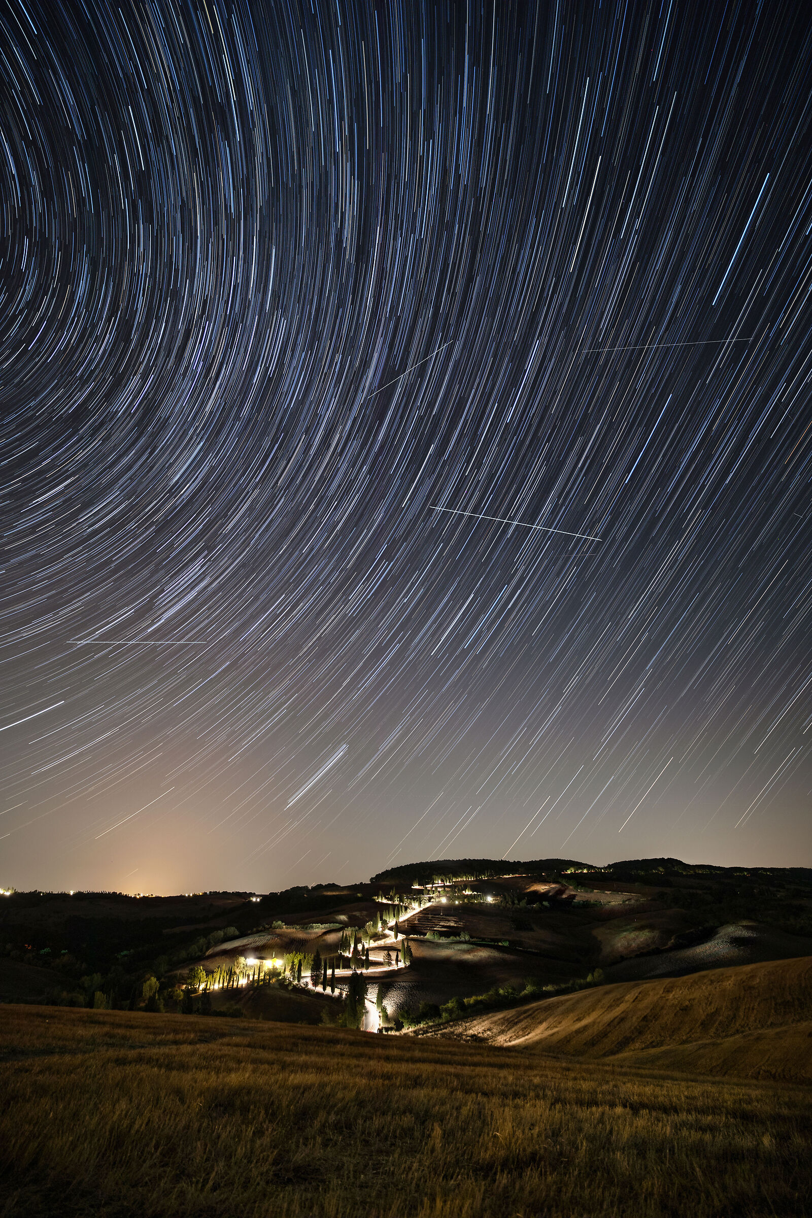 Startrail sulle curve di Monticchiello