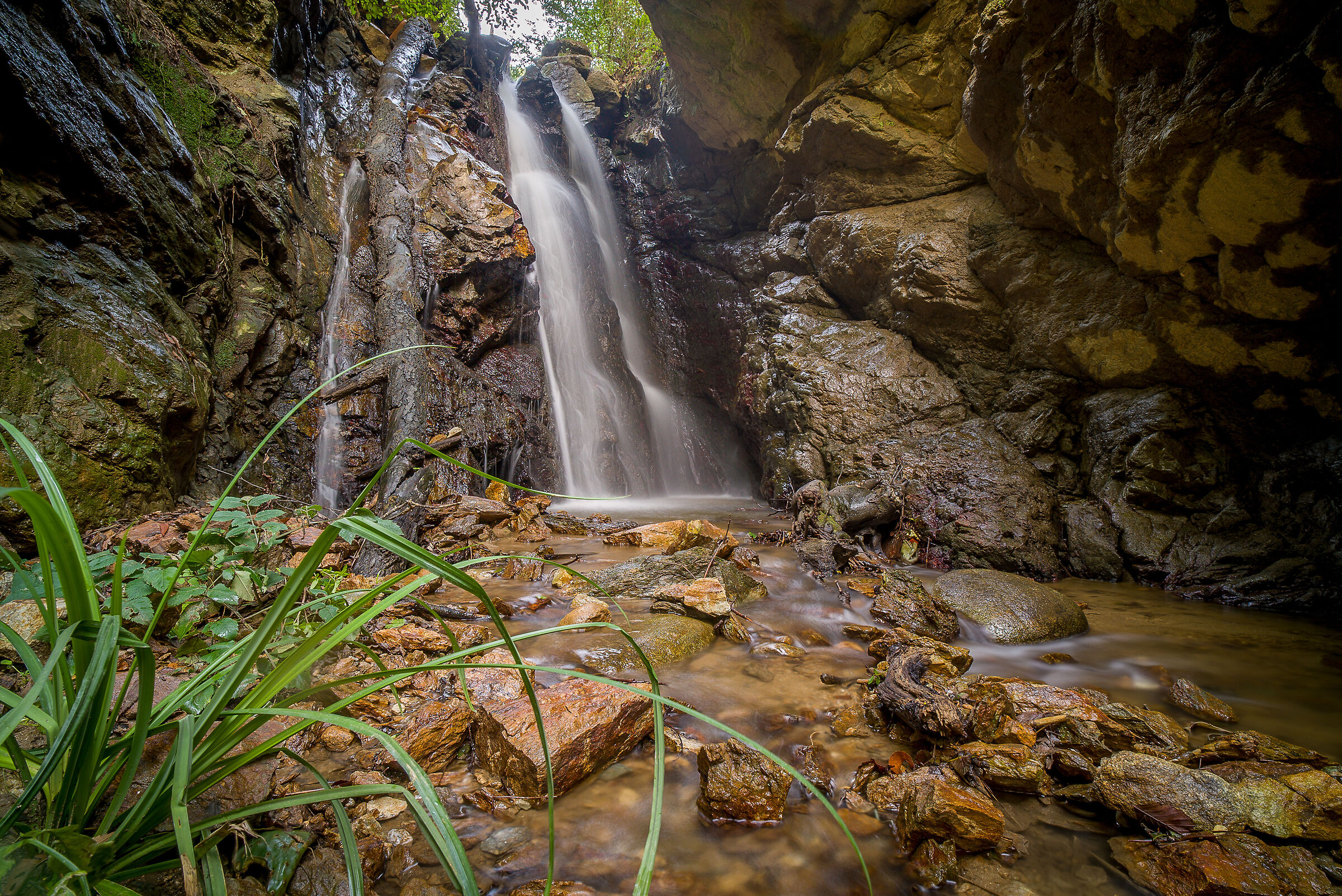 Cascata Grande Fiume Corno (San Pietro in Guarano -cs)