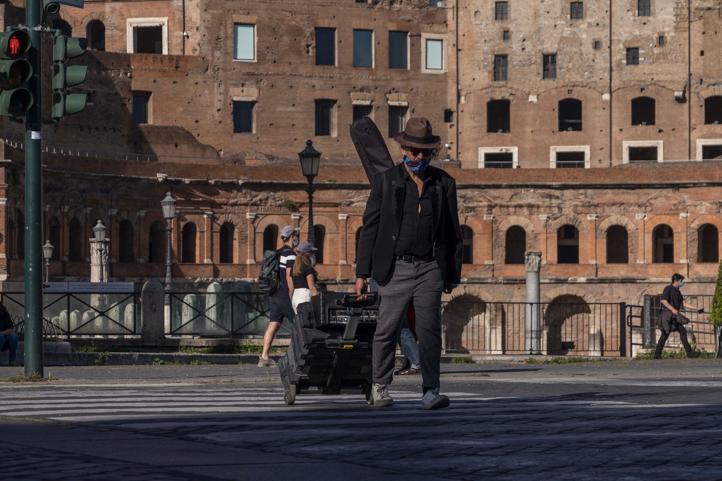 With red you don't pass...!