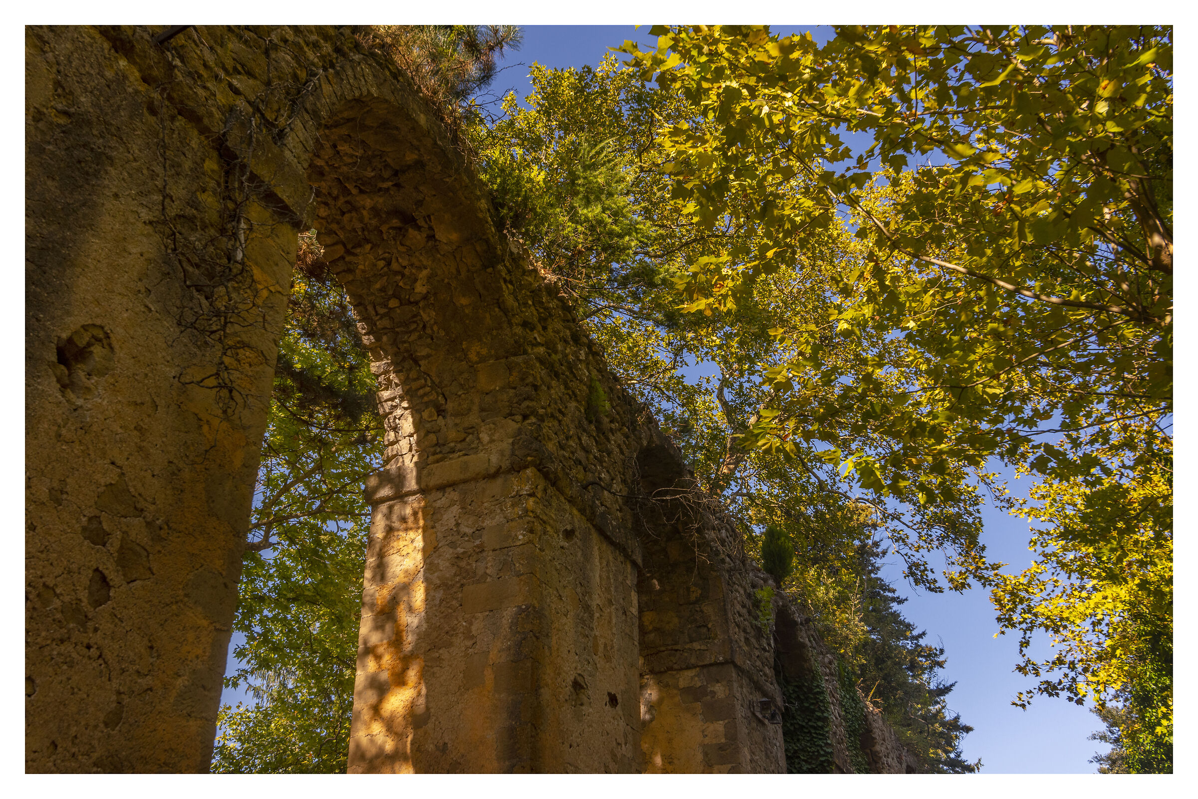 Degli Elcini Aqueduct