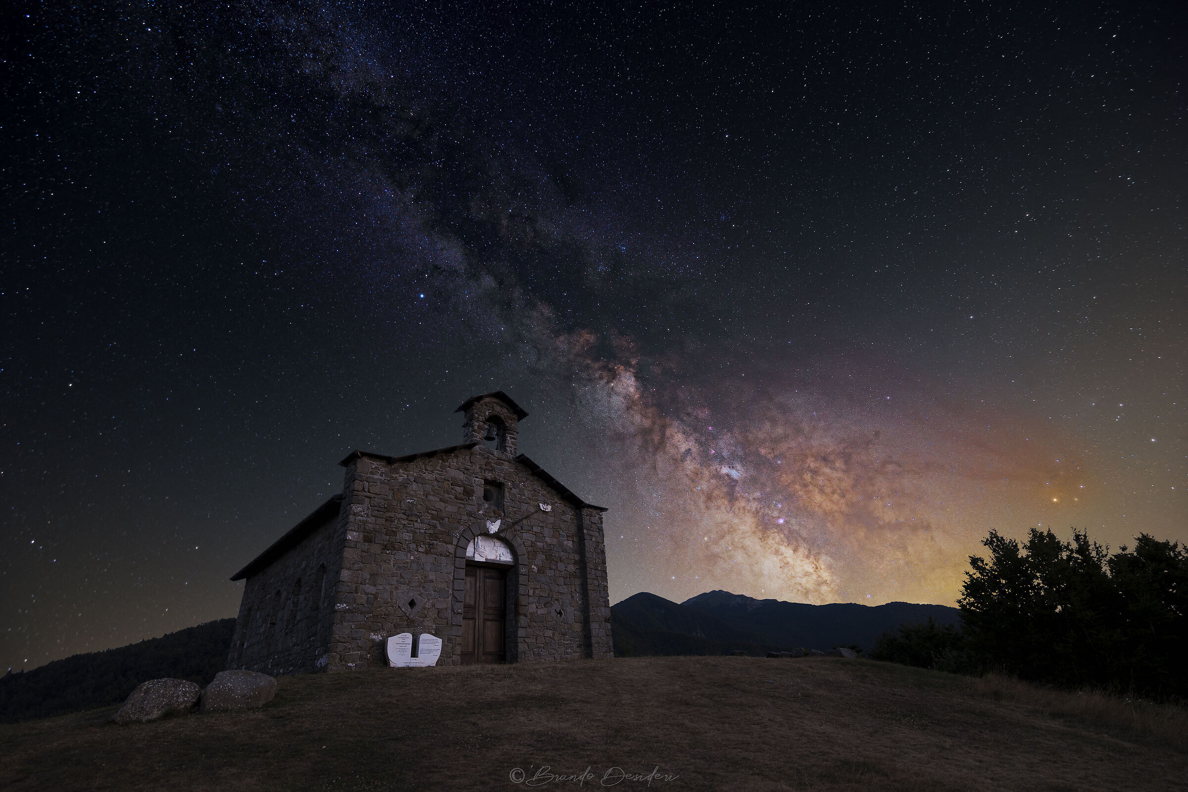 Milky Way at Passo del Cirone (16 mm)