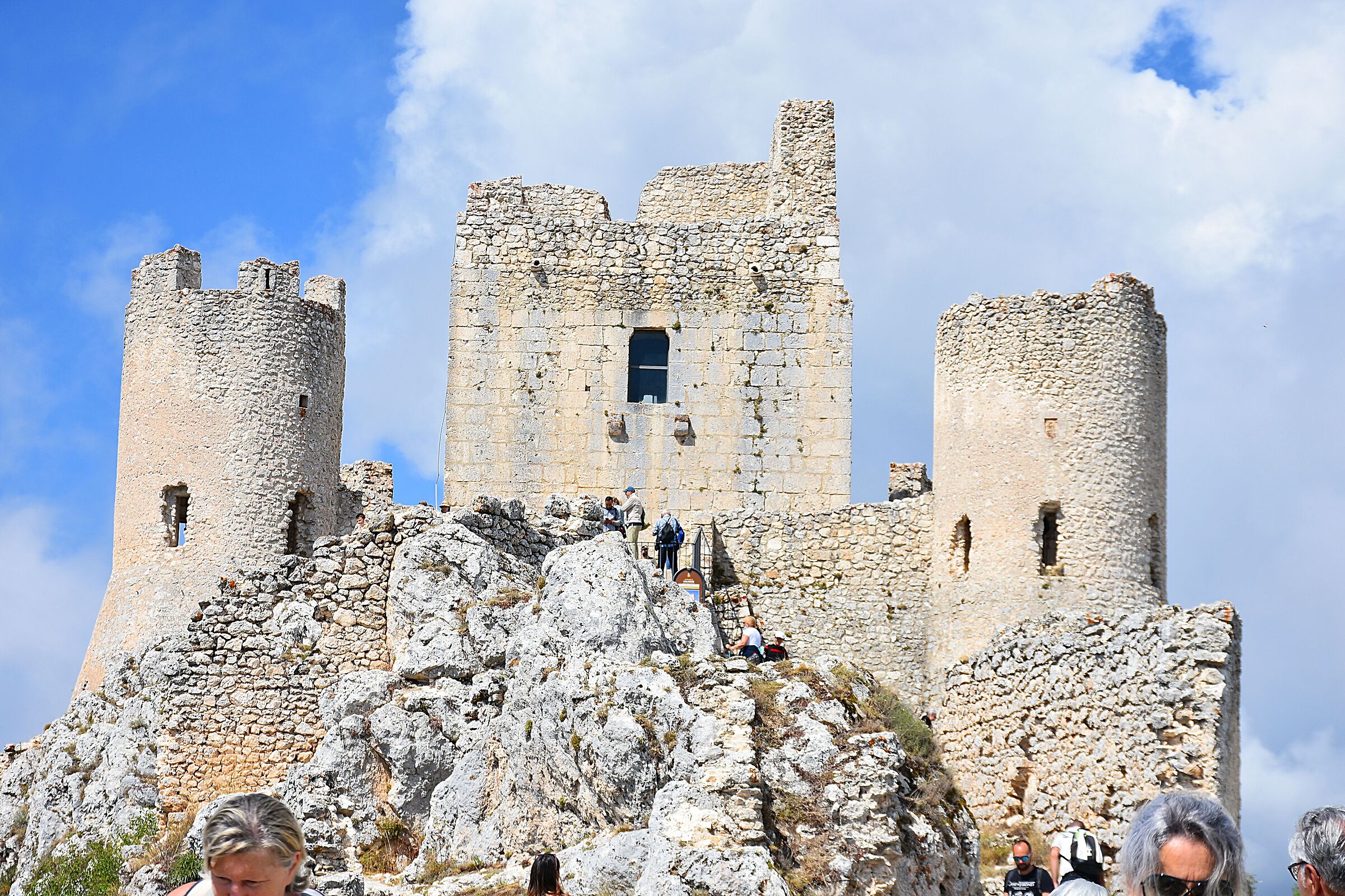 Rocca Calascio senza la nebbia