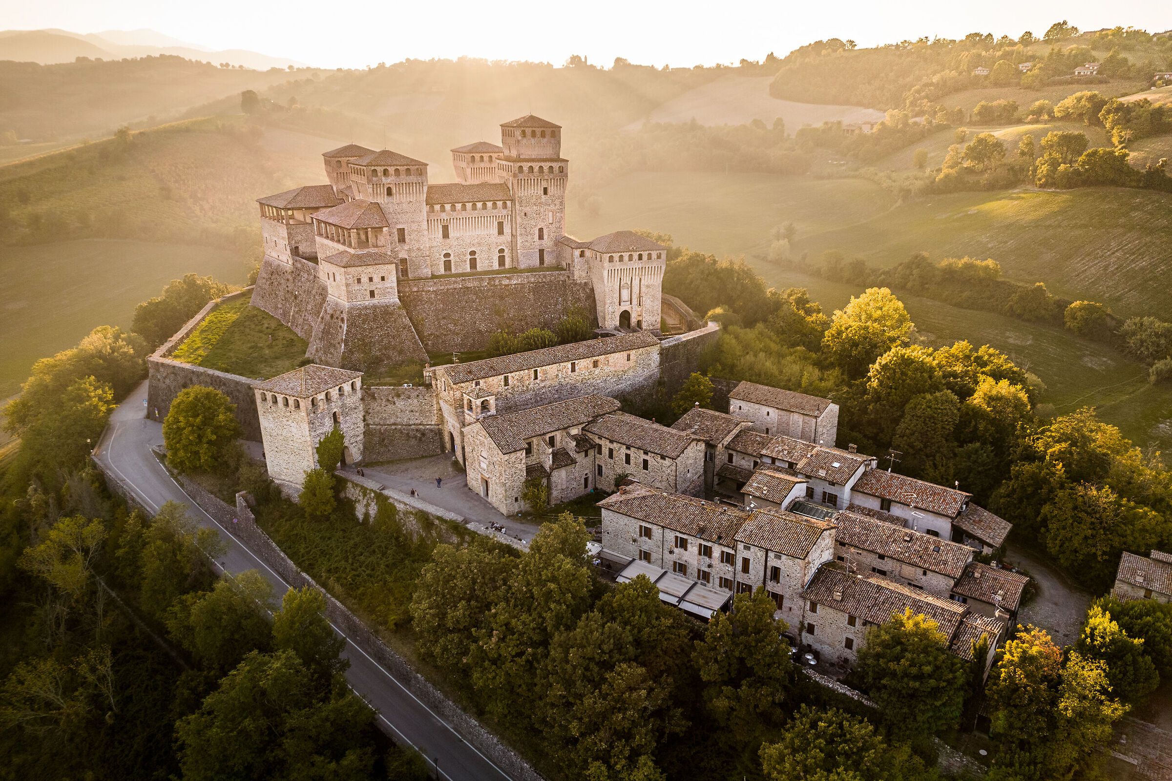 Il Castello di Torrechiara al tramonto