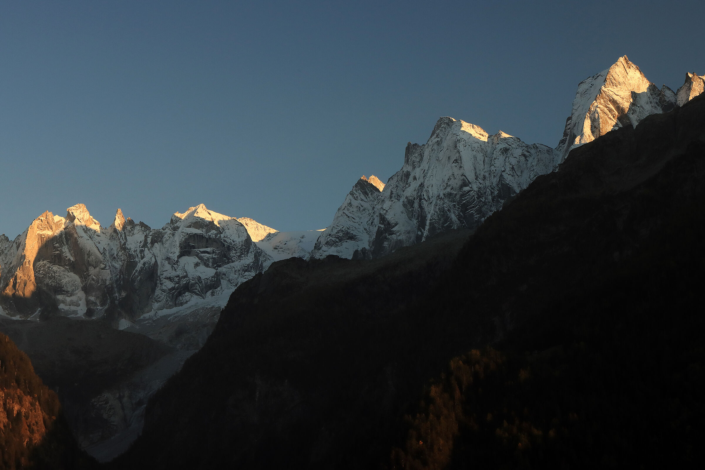 tramonto sulle le vette del Bregaglia