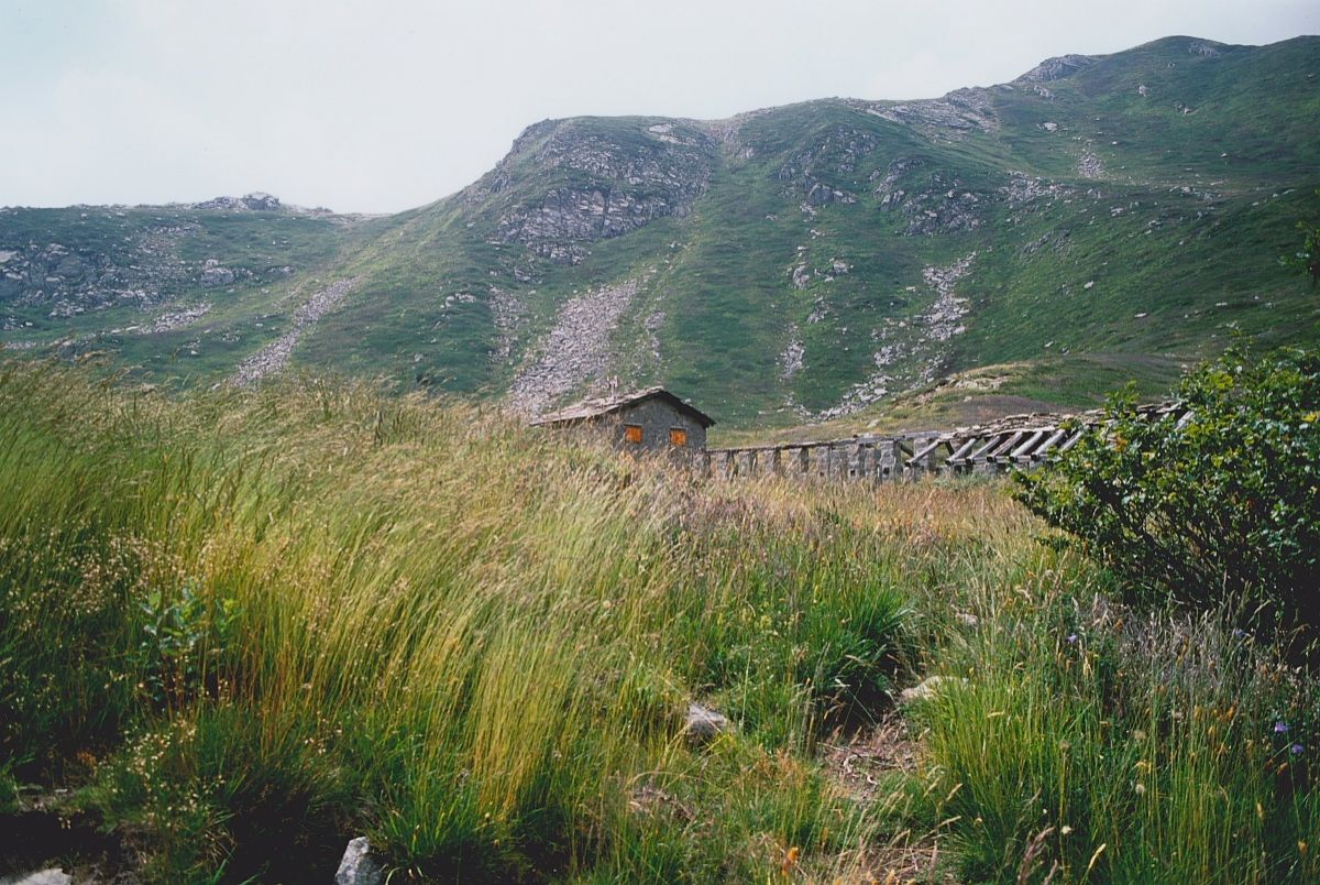 Rifugio lago Nero (Appenino Toscoemiliano) 1991