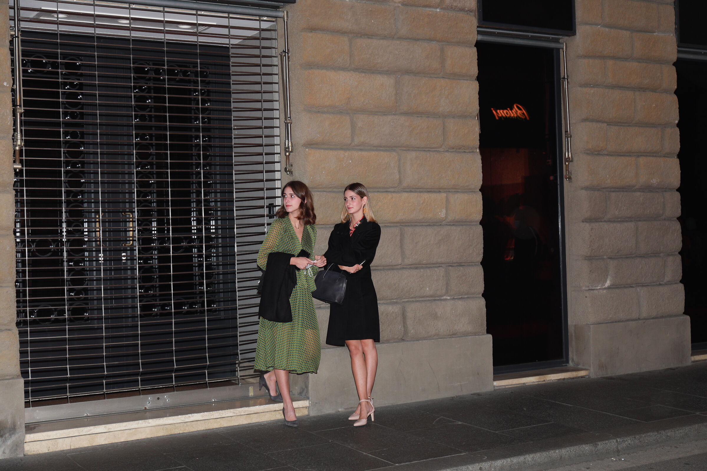 Roma via Condotti turiste