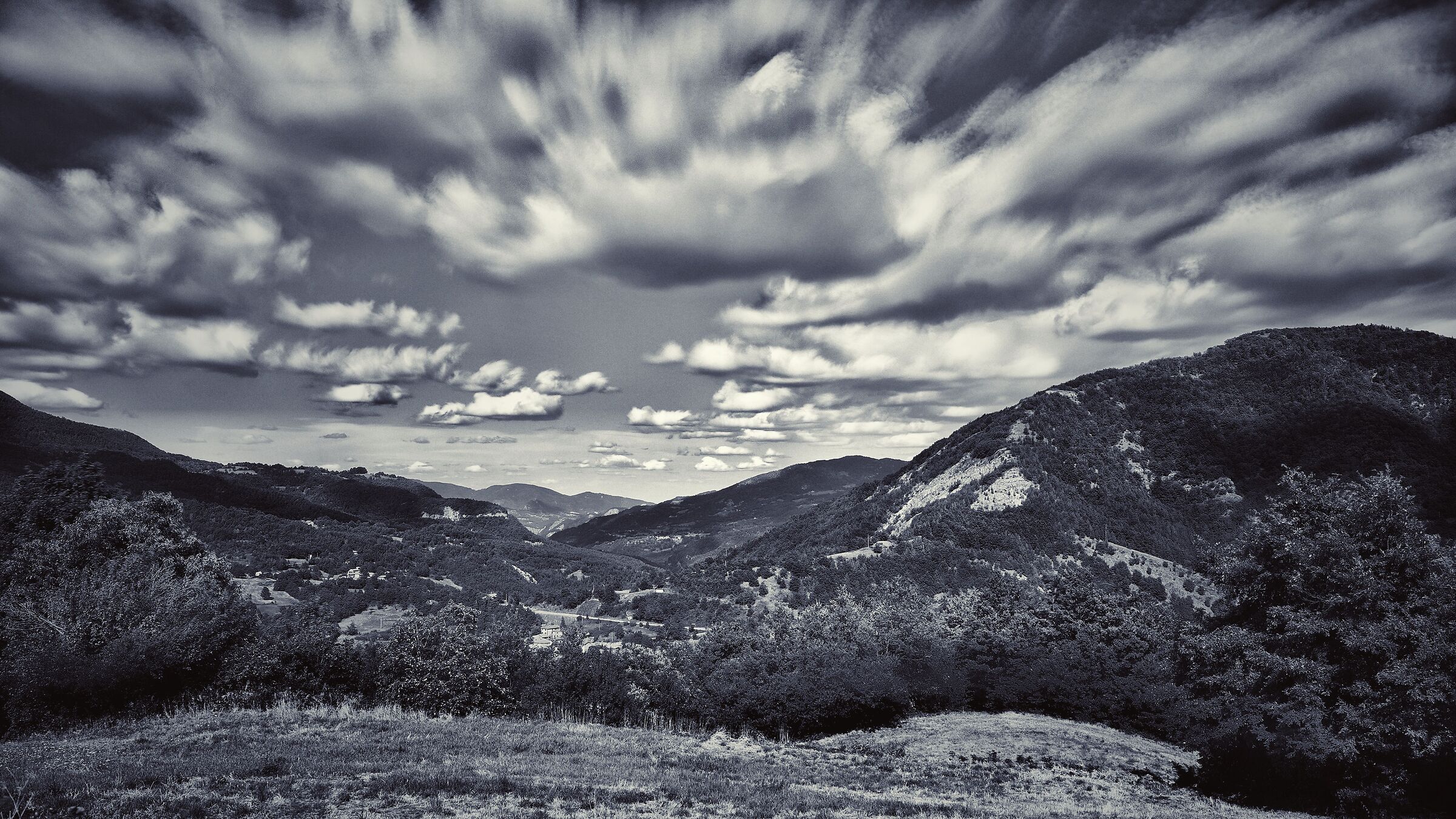 Tempus fugit (lunga esposizione b-n)