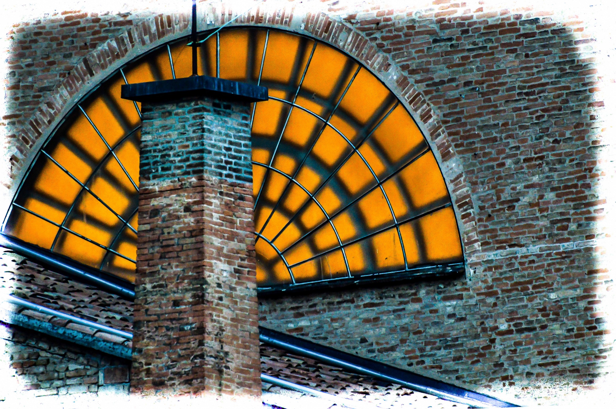 finestra sulla pilotta   parma