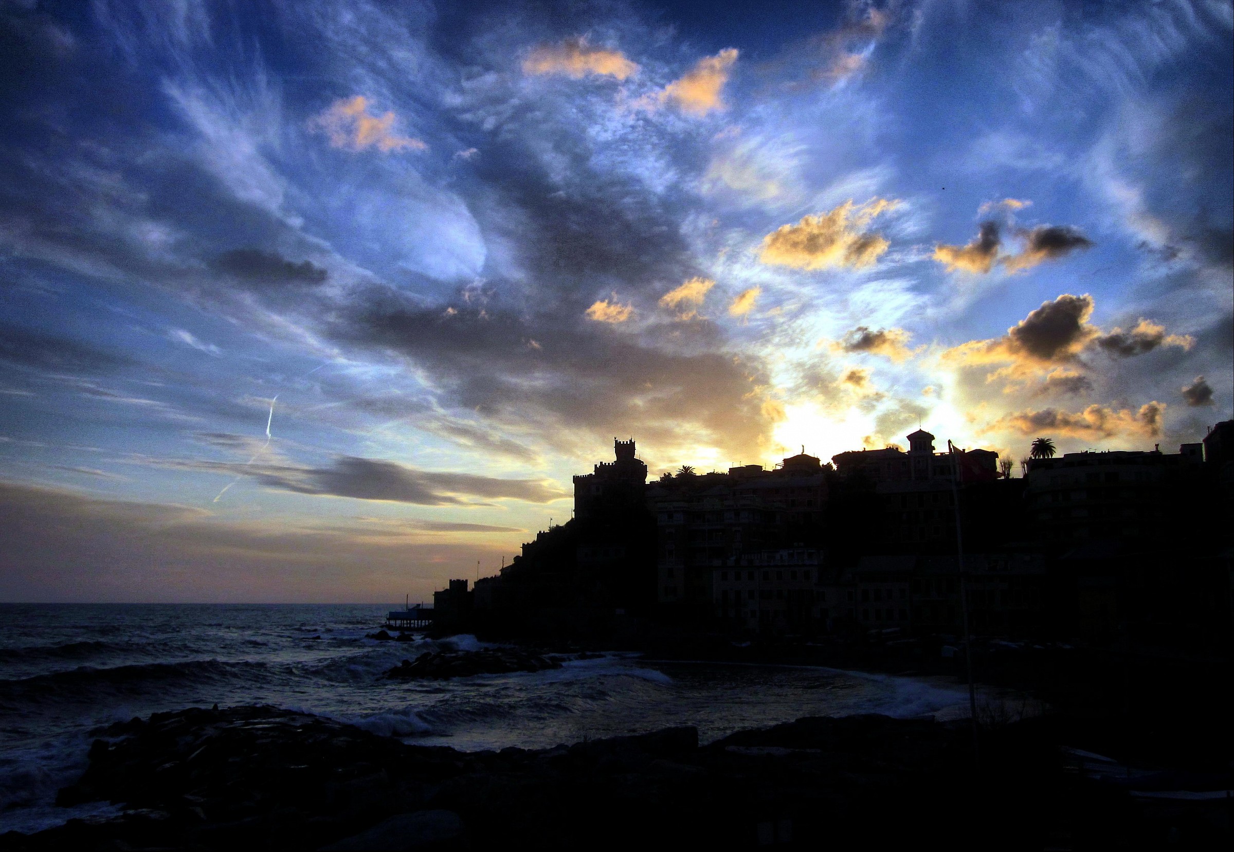 Tramonto a Vernazzola, Genova