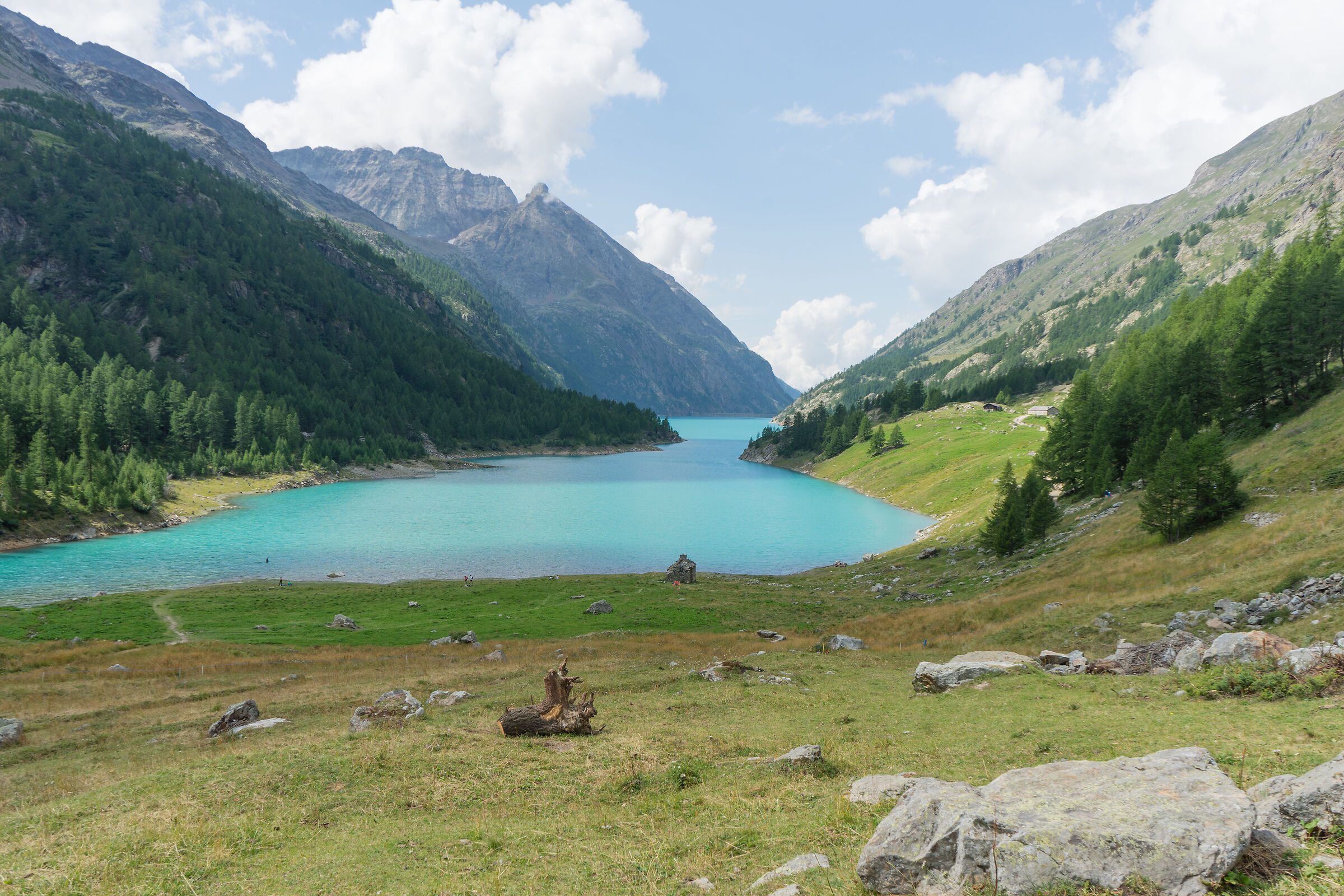 Lago di Place Moulin (AO)