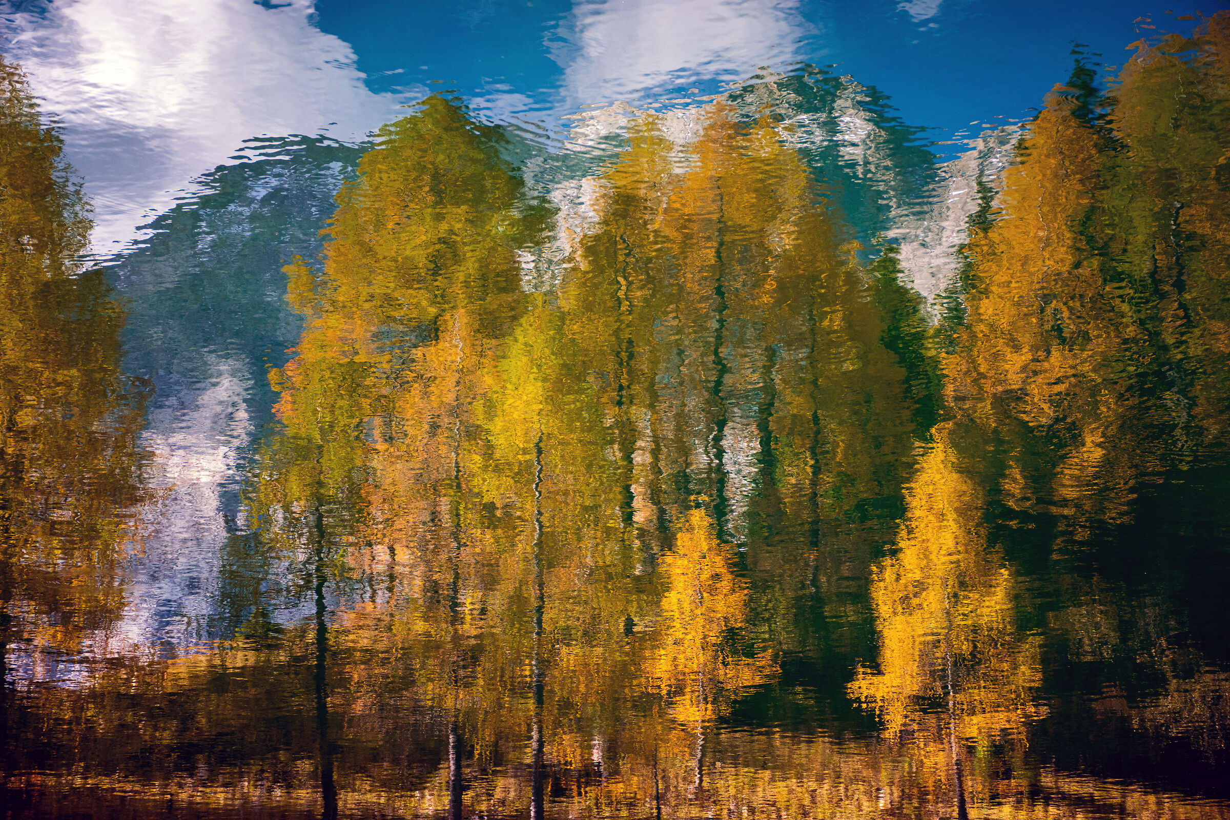 Autumn reflections on Lake Bordaglia