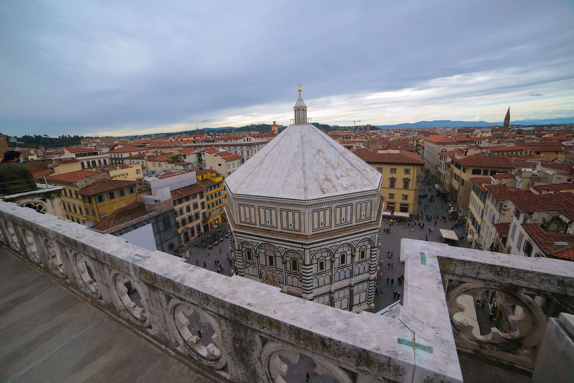 From the panoramic terraces of the Cathedral