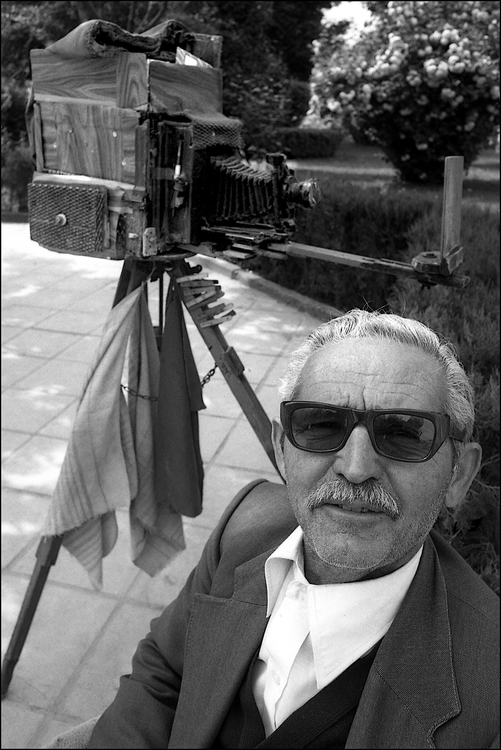1984 -Greece "itinerant photographer"