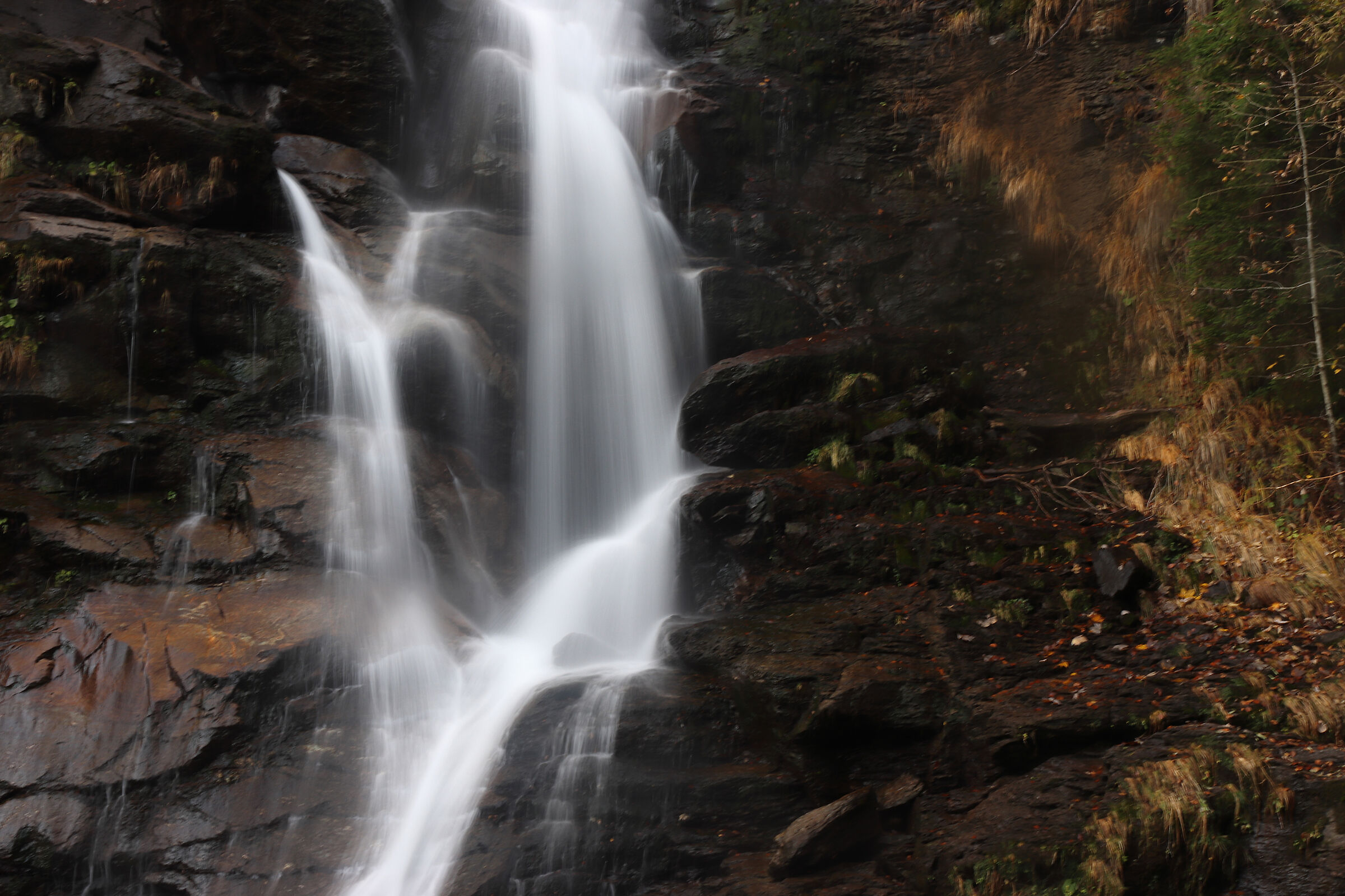 V A L S A N G U I G N O - il salto -