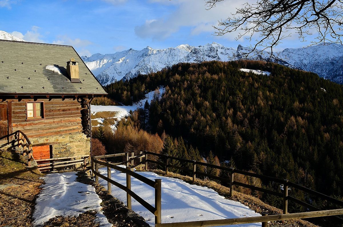 Panorama from Escio-Sondalo