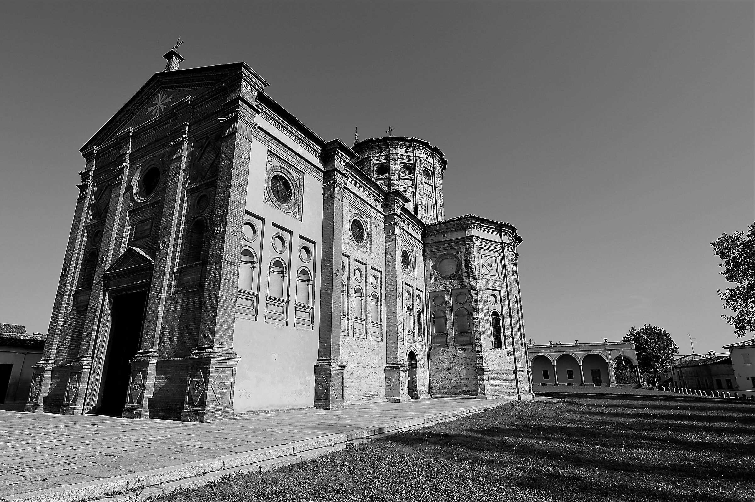 Chiesa cattolica a Castelleone