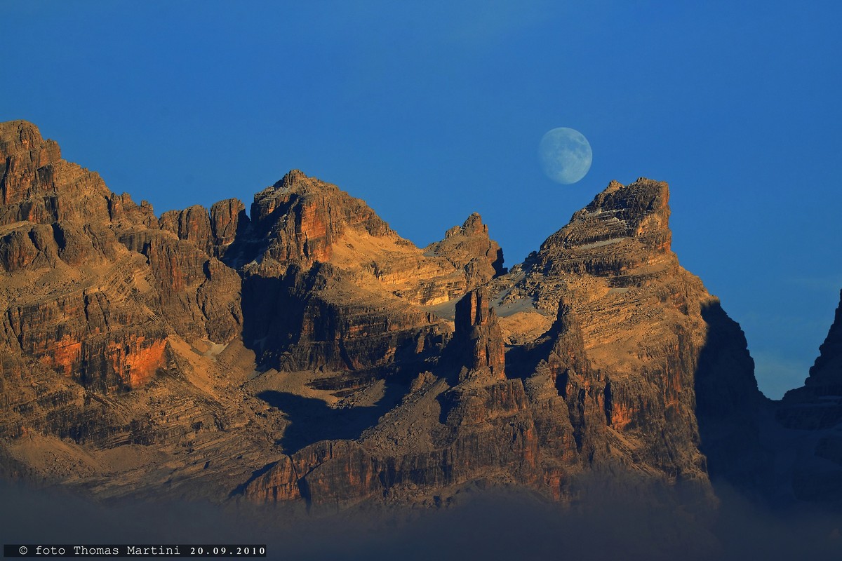 Brenta al tramonto con luna
