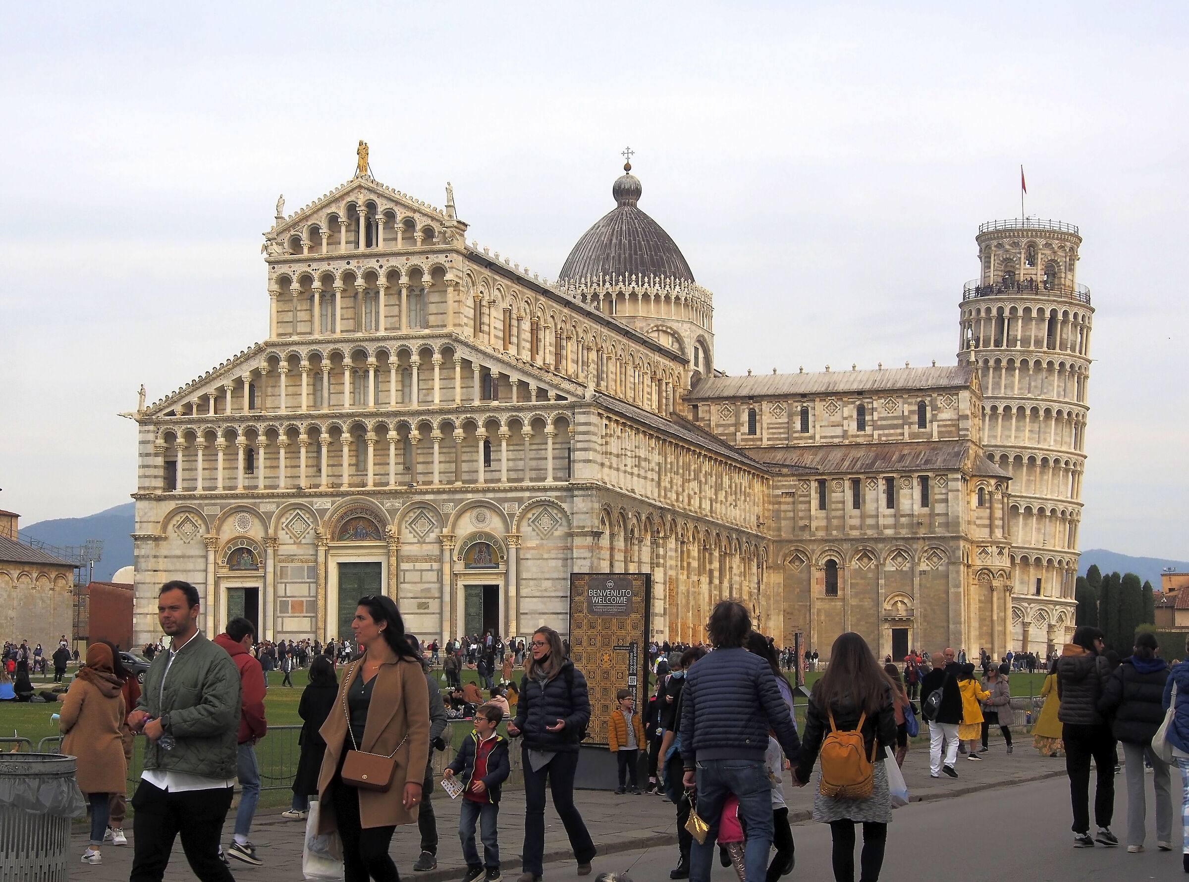 Pisa piazza dei Miracoli
