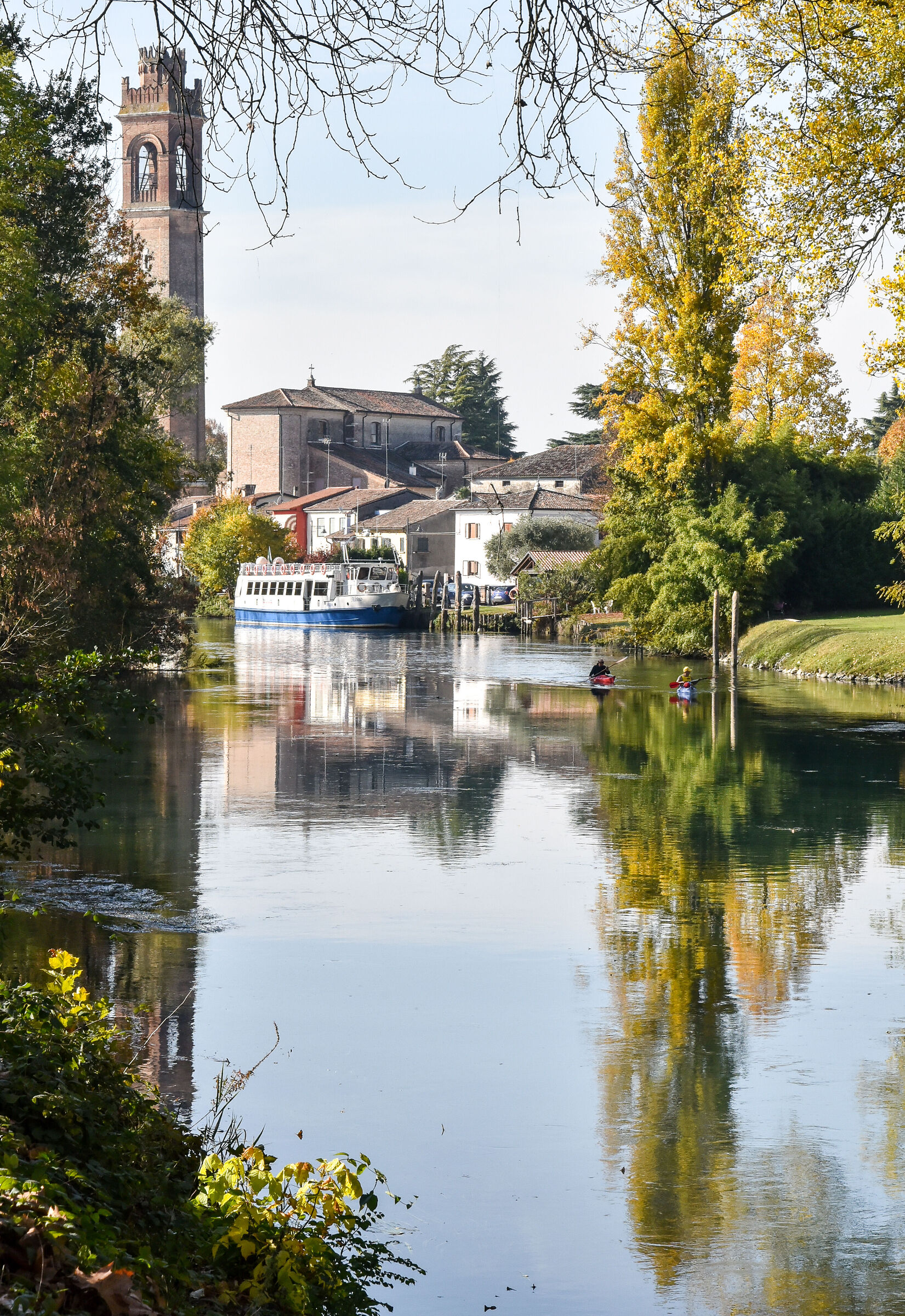 Autumn on the river Sile