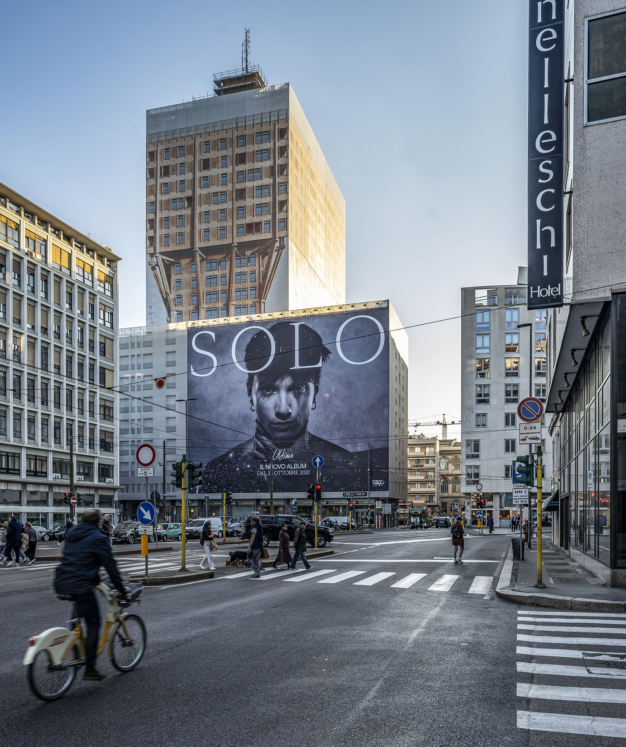 Restoration of the Velasca Tower-Wednesday 27/10/2021 17:21