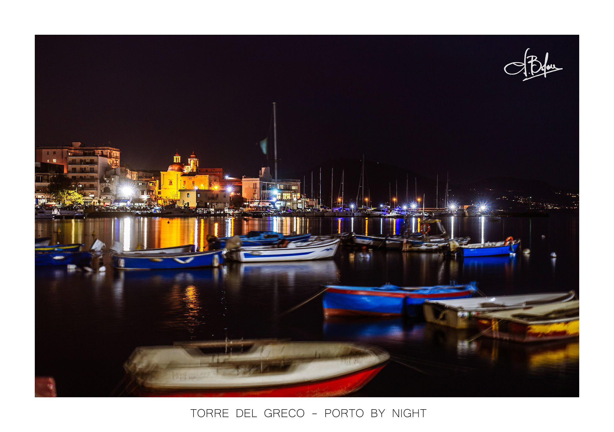 Torre del Greco - Porto by night