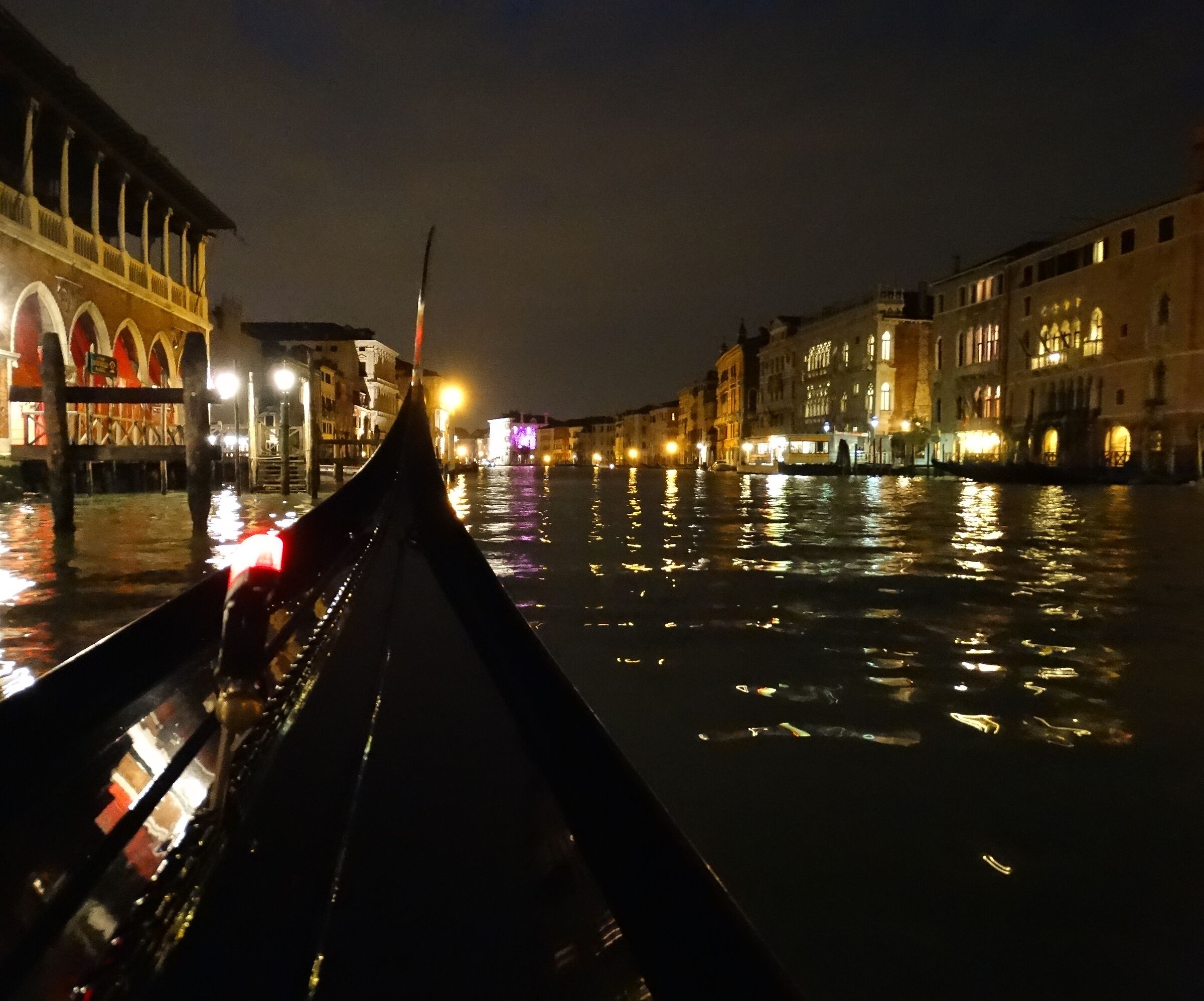 Gita notturna in gondola III