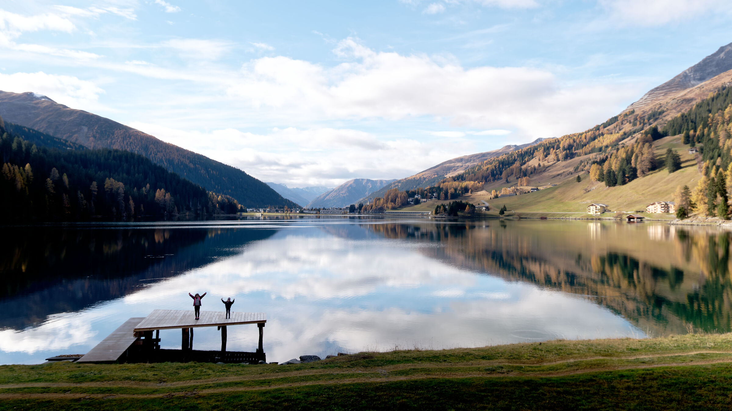 Reflections and intruders at Lake Davos