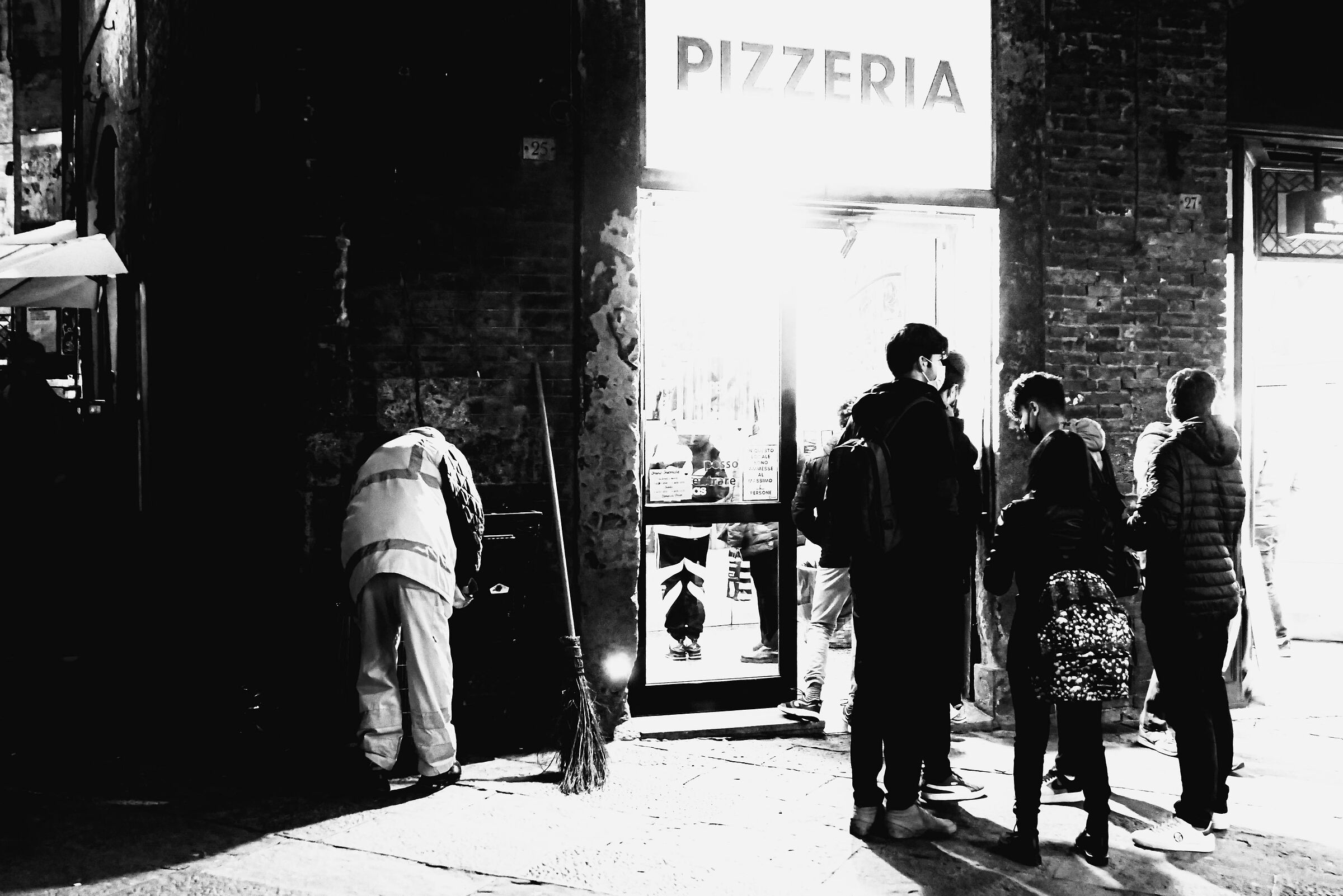 Pizzeria