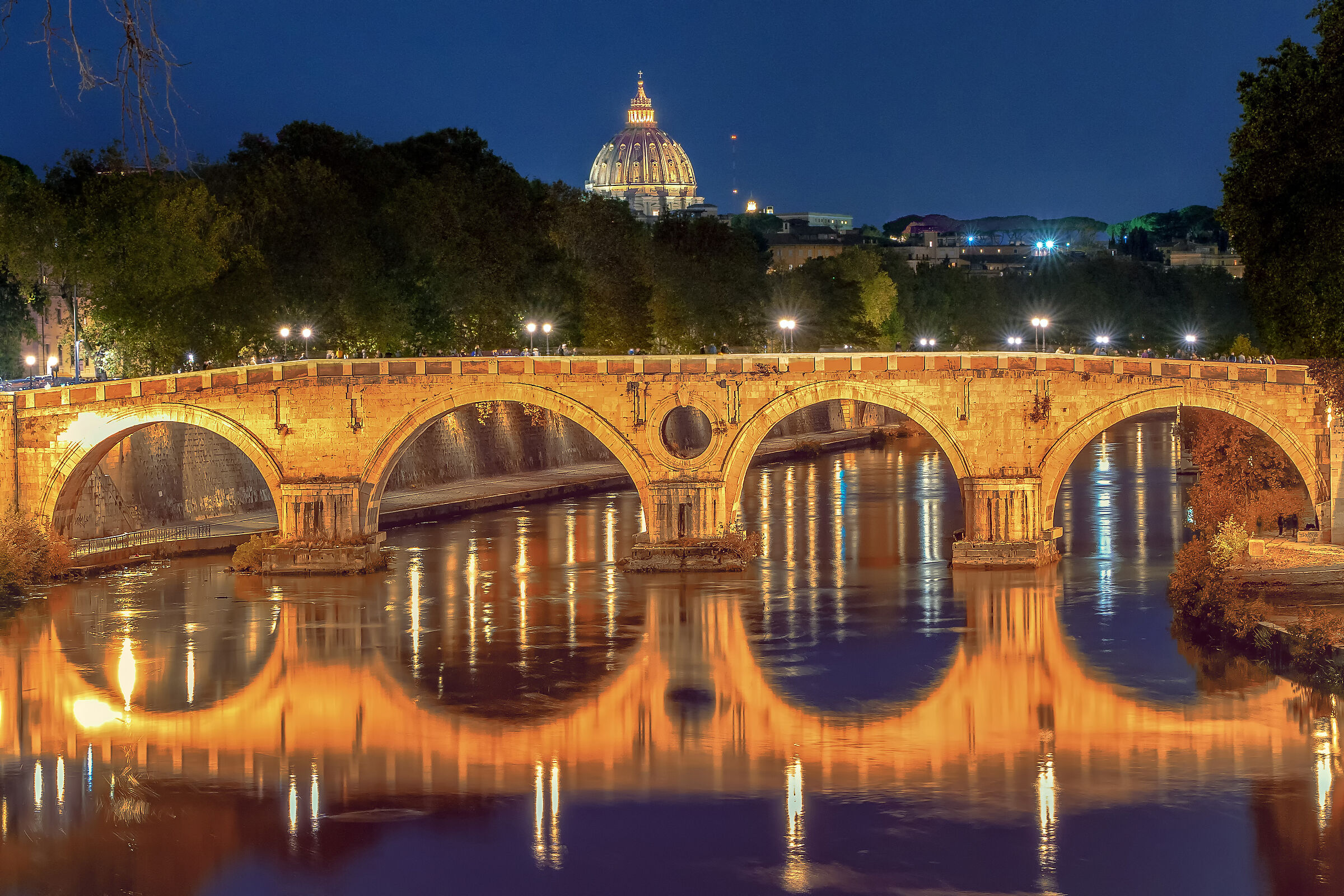 Sisto Bridge By Night