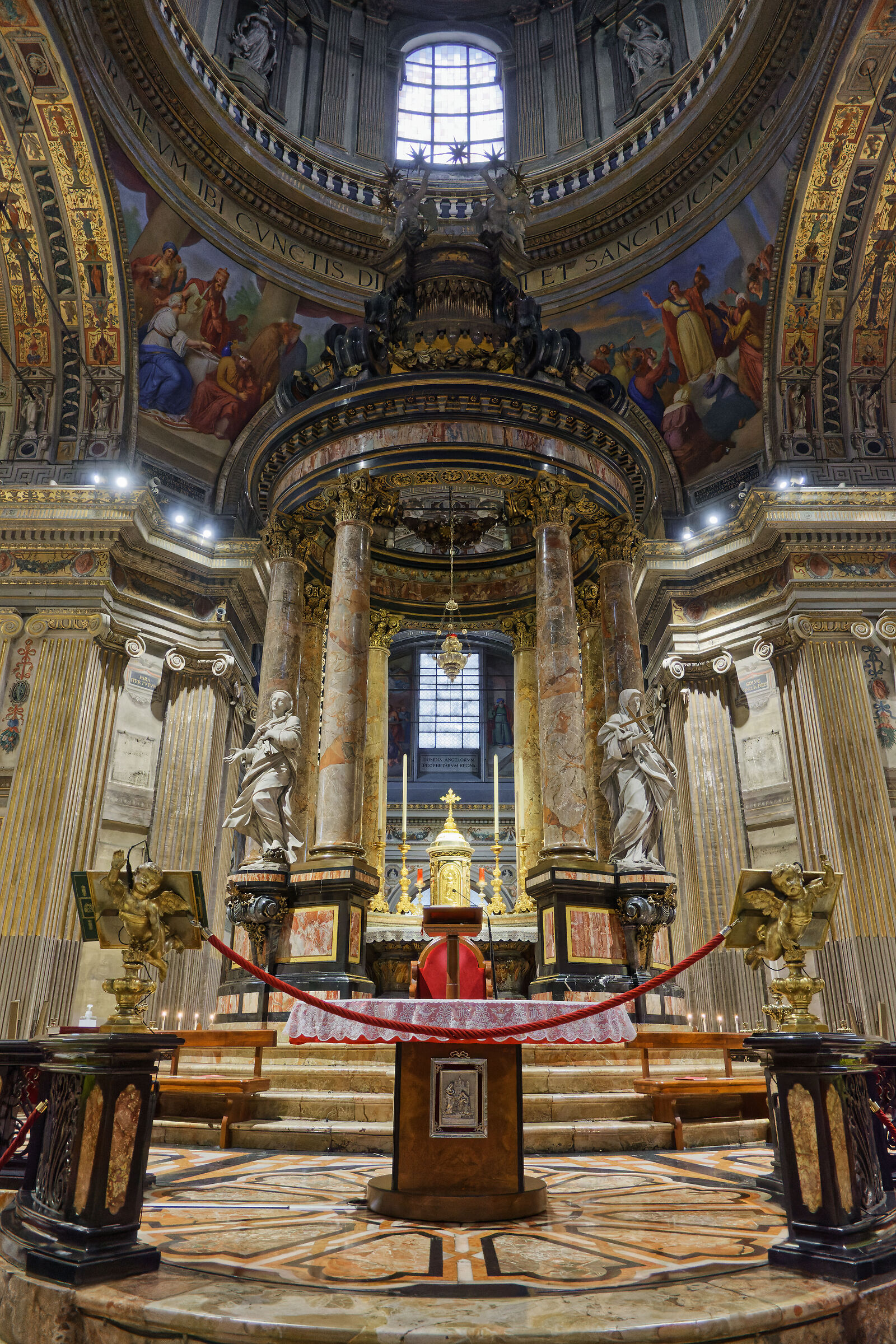 Sanctuary of Caravaggio - altar2